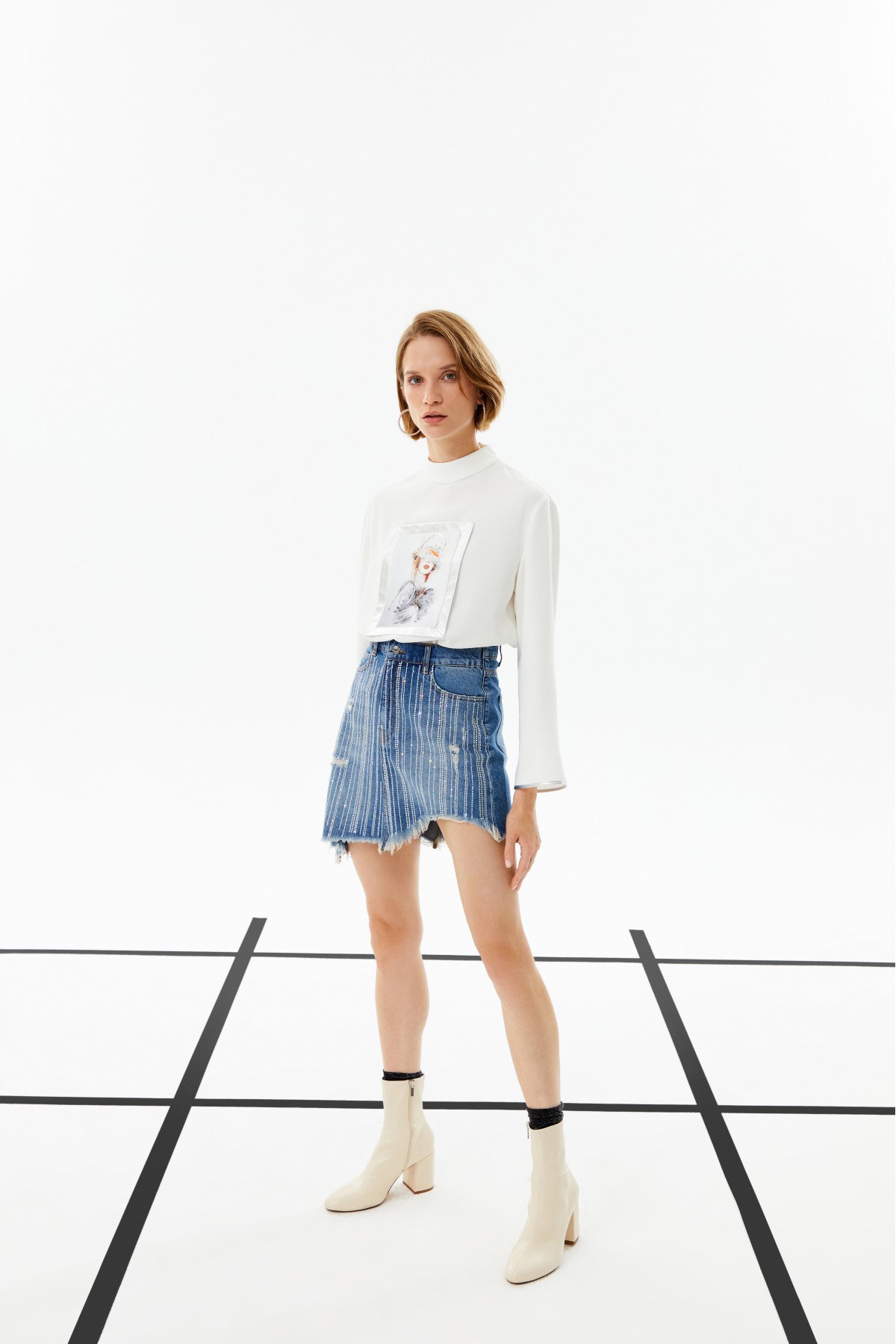 Taşlı Denim Mini Etek Mavi Taşlı Denim Mini Etek Mavi