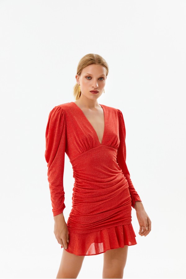 V Yaka Simli Büzgülü Elbise Nar