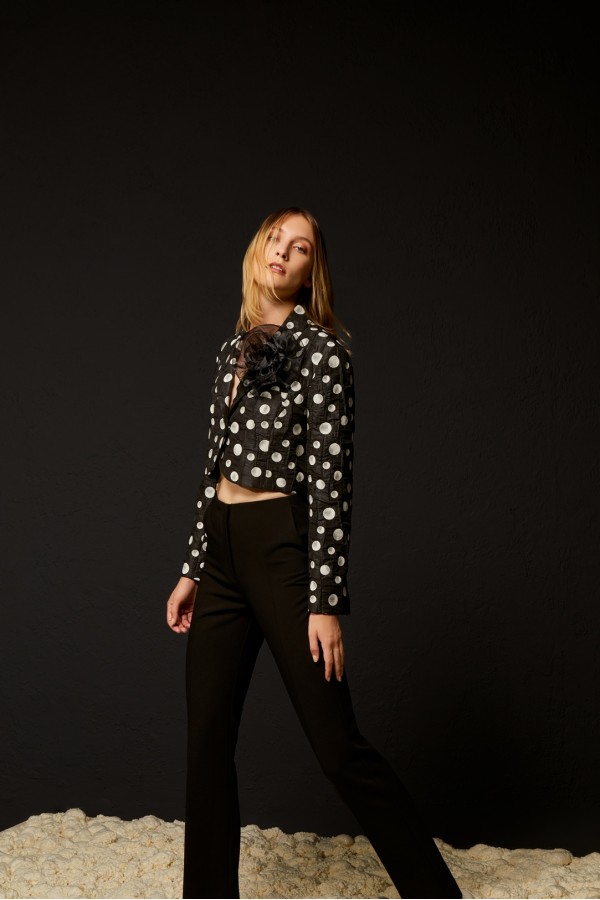 Puanlı Kısa Ceket Siyah