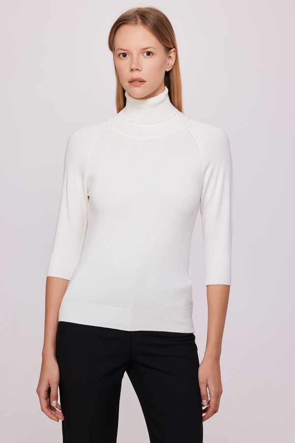 Yüksek Yaka Truvakar Triko Ekru