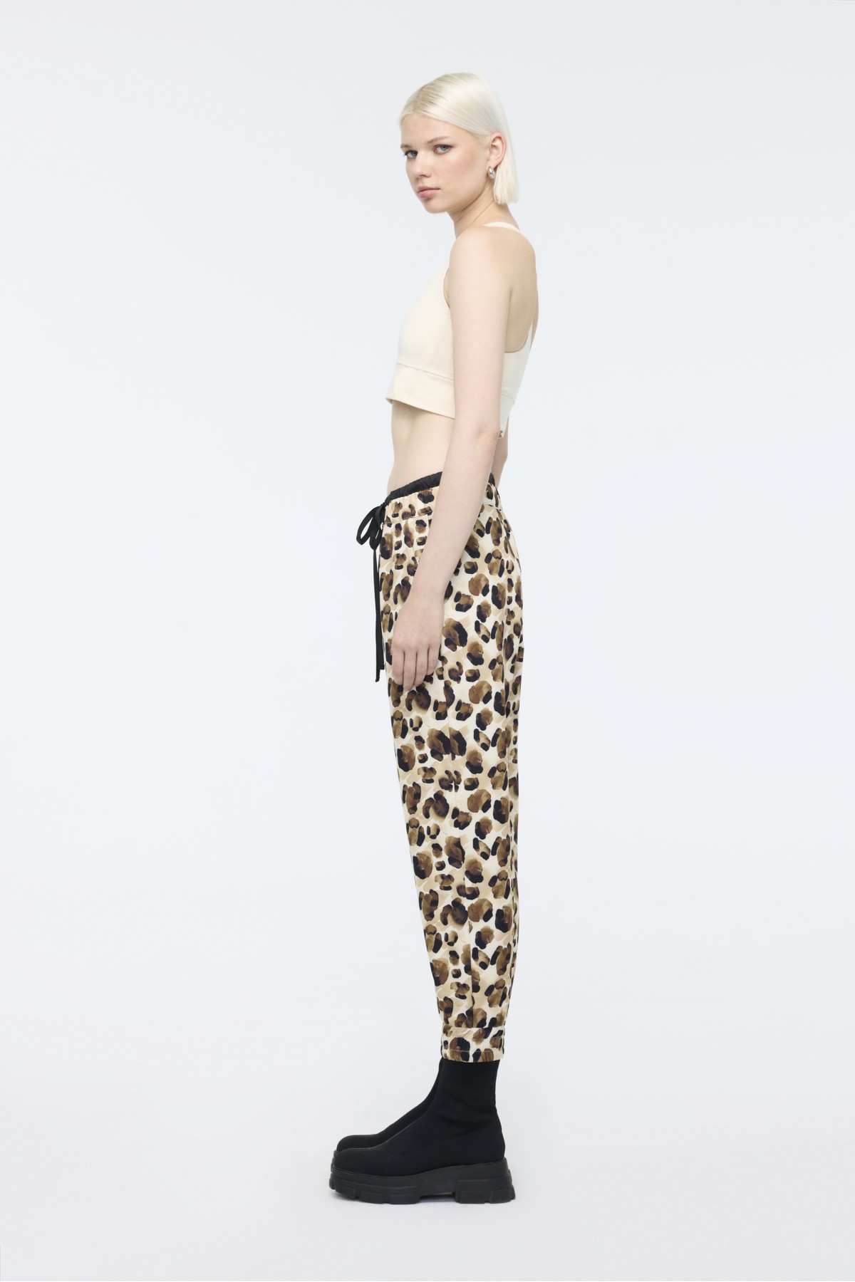 Desenli Jogger Pantolon Siyah Desenli Jogger Pantolon Siyah