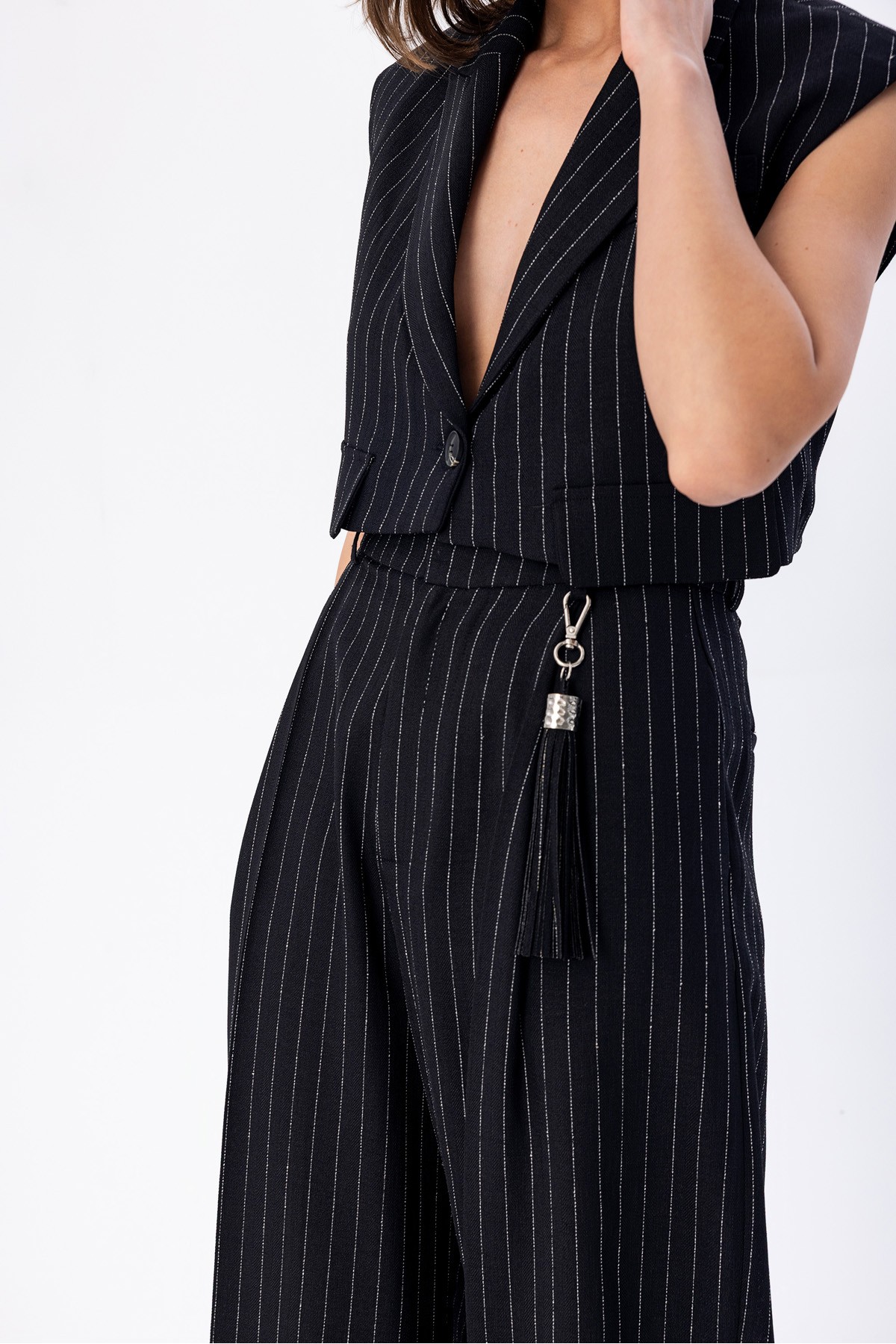 Mono Kapama Crop Ceket Siyah