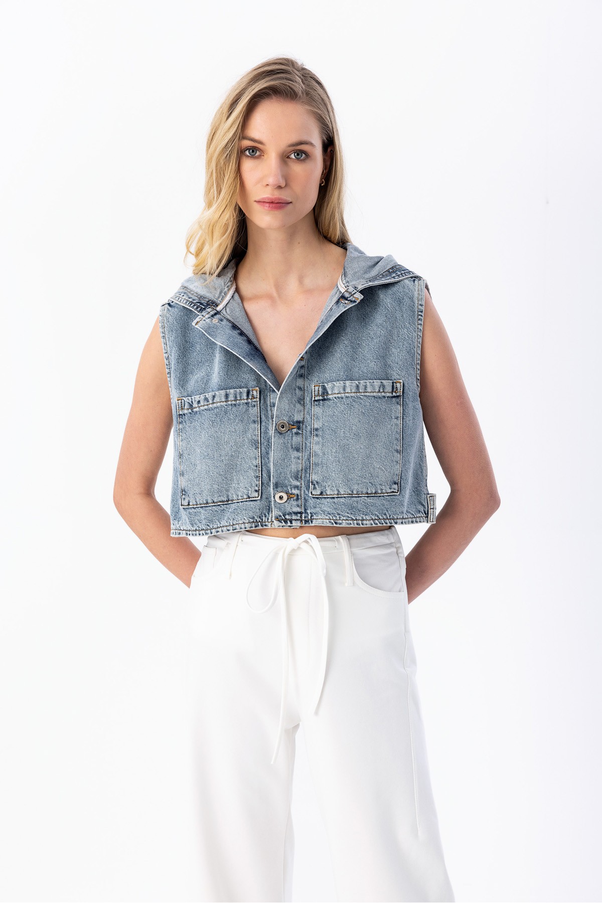Kapüşonşu Denim Yelek Mavi̇