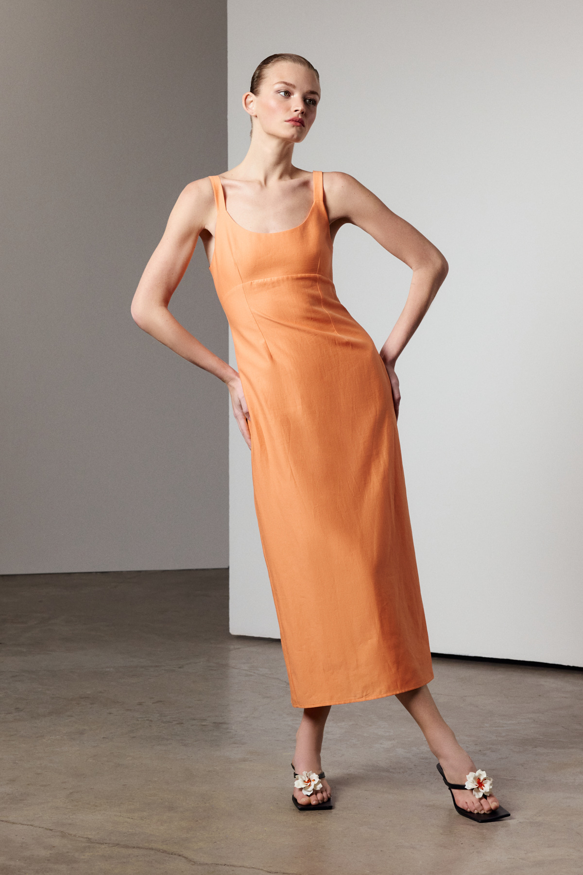 Askılı Midi Elbise Orange Askılı Midi Elbise Orange