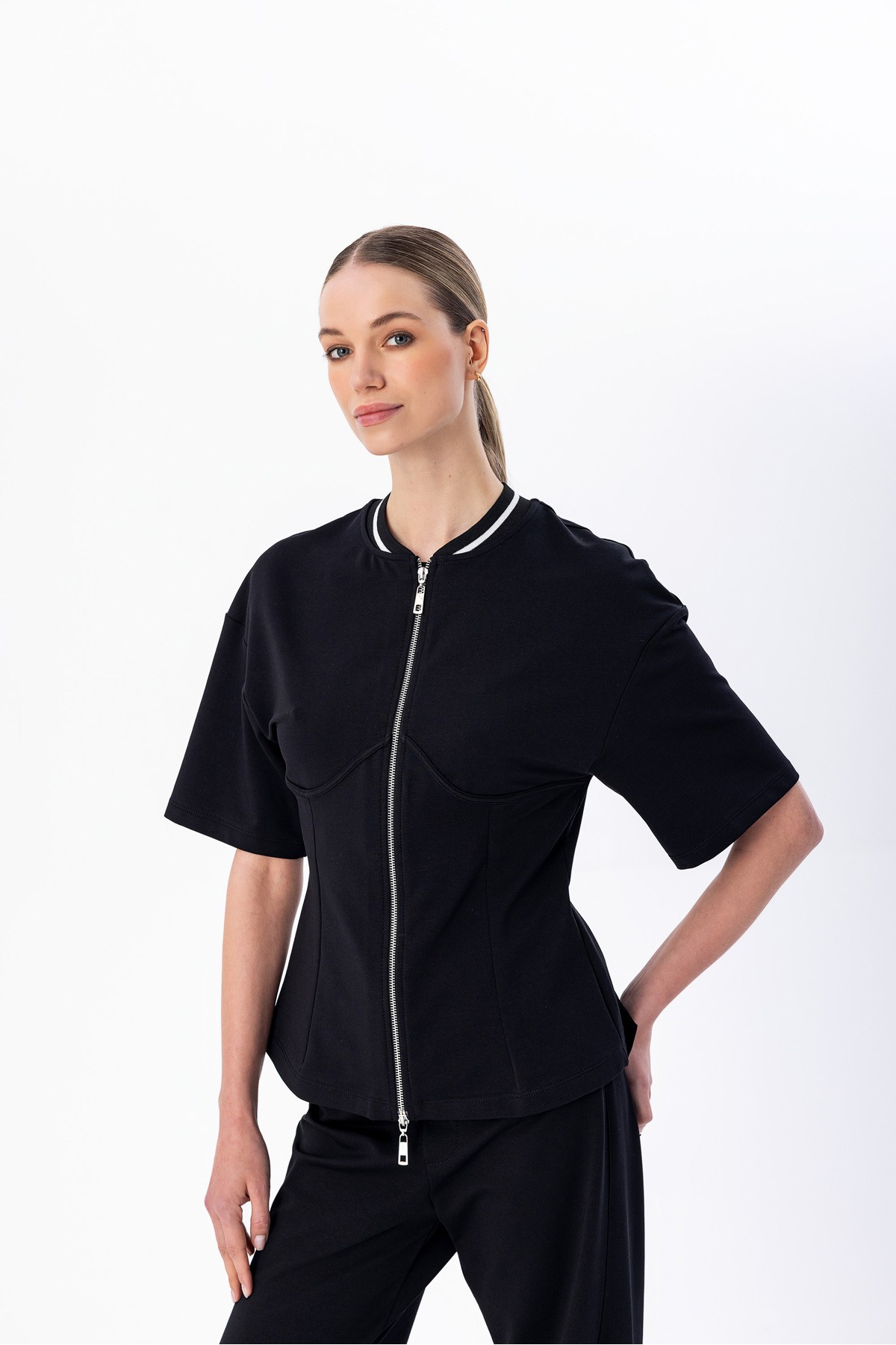 Kısa Kollu Fermuarlı Sweatshirt Siyah