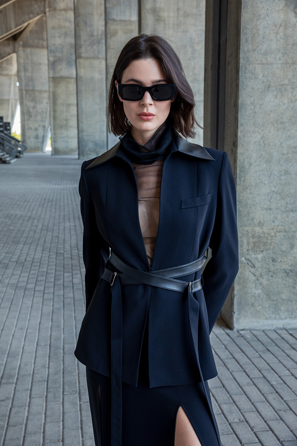 Deri Kuşaklı Bağlamalı Ceket Siyah