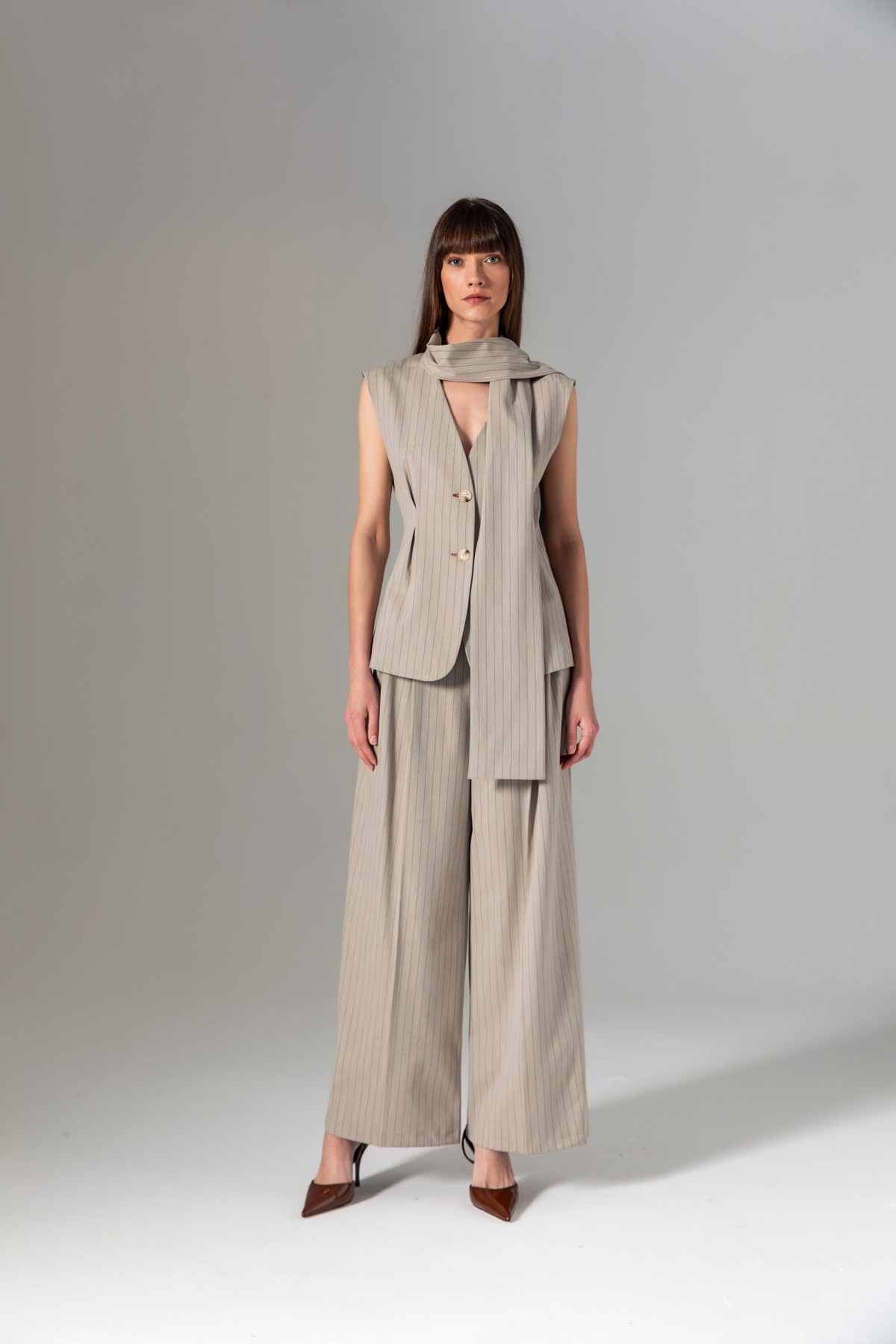 Şal Detaylı Çizgili Yelek Vizon