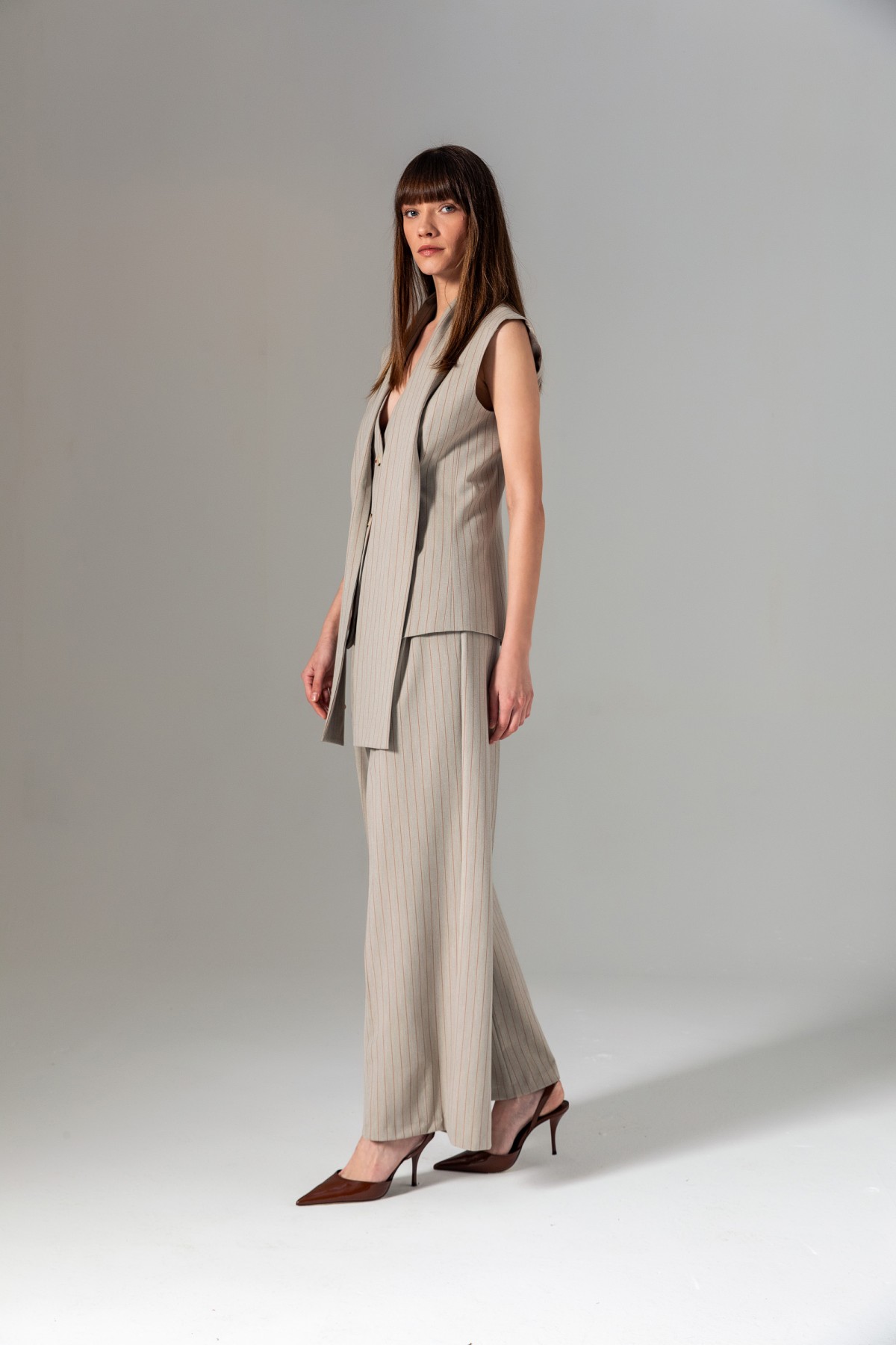 Şal Detaylı Çizgili Yelek Vizon