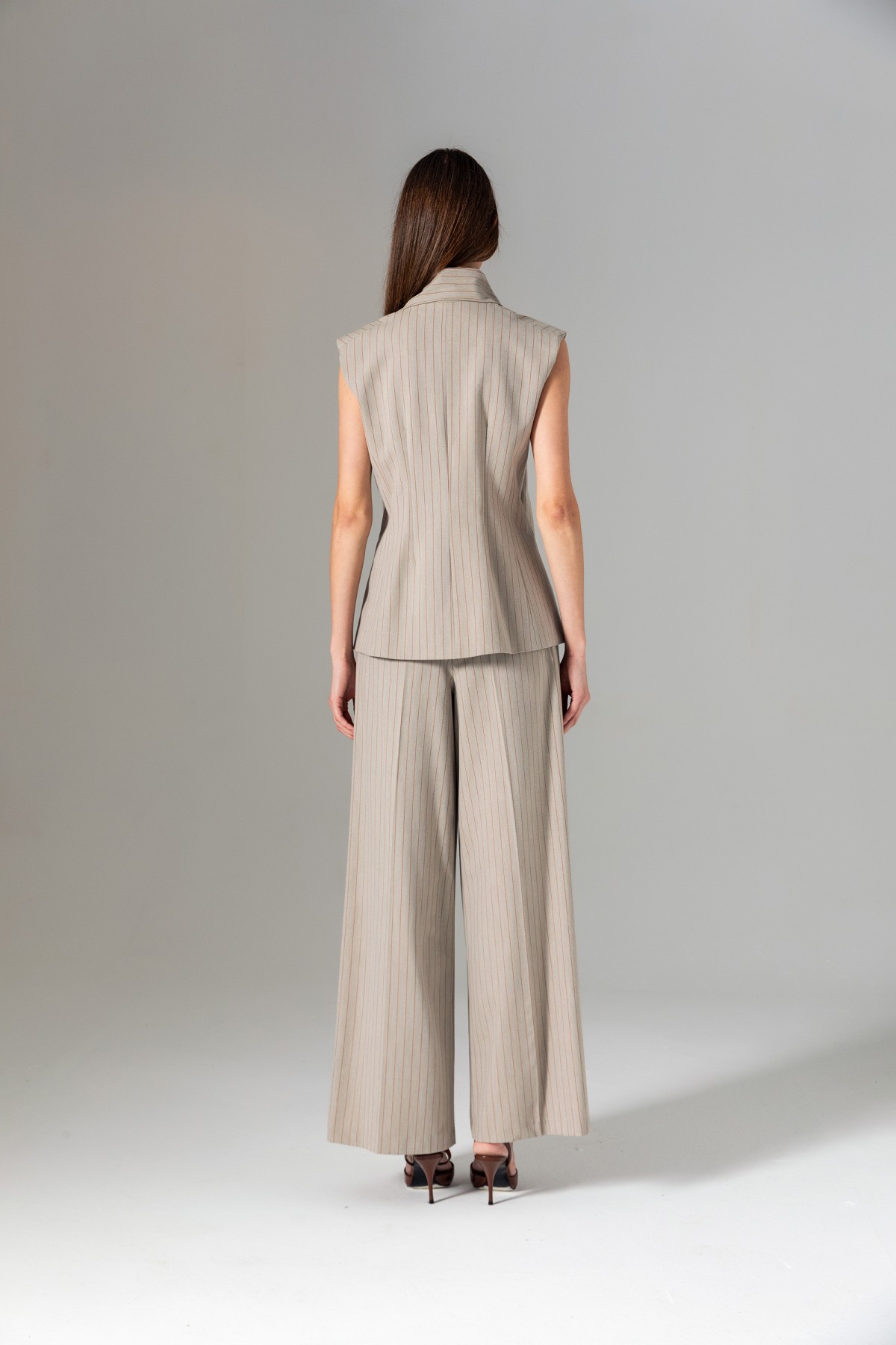 Şal Detaylı Çizgili Yelek Vizon