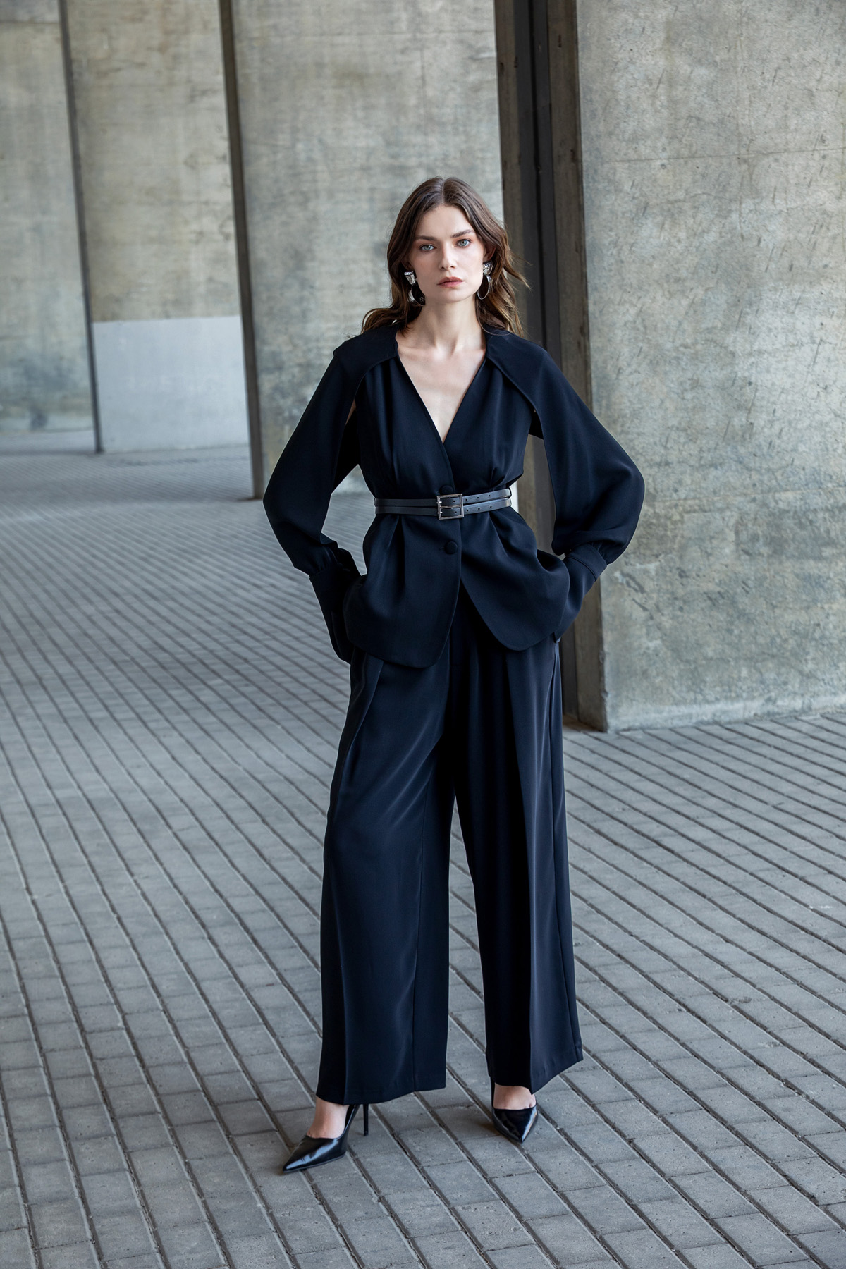 Kesik Detaylı Ceket Siyah