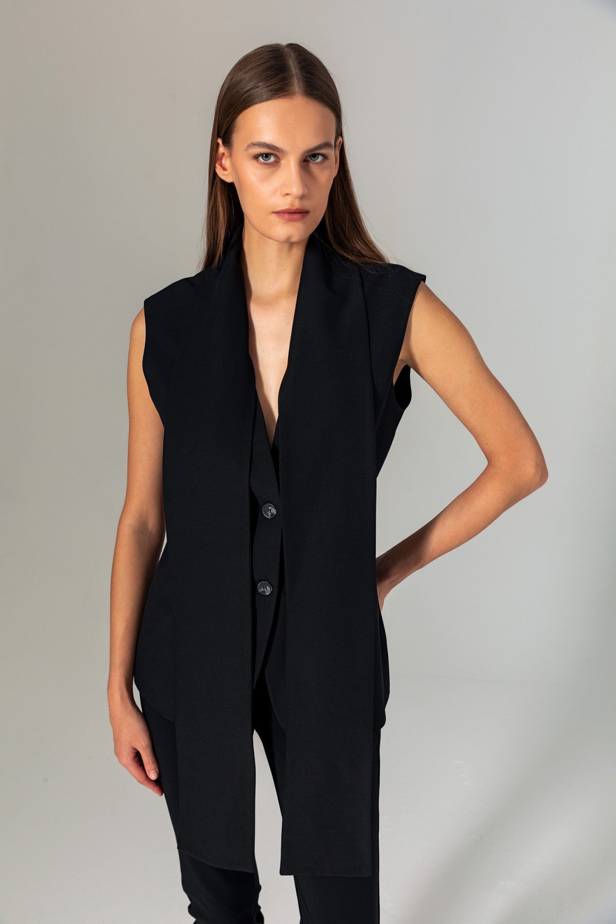 Şal Detaylı Yelek Siyah