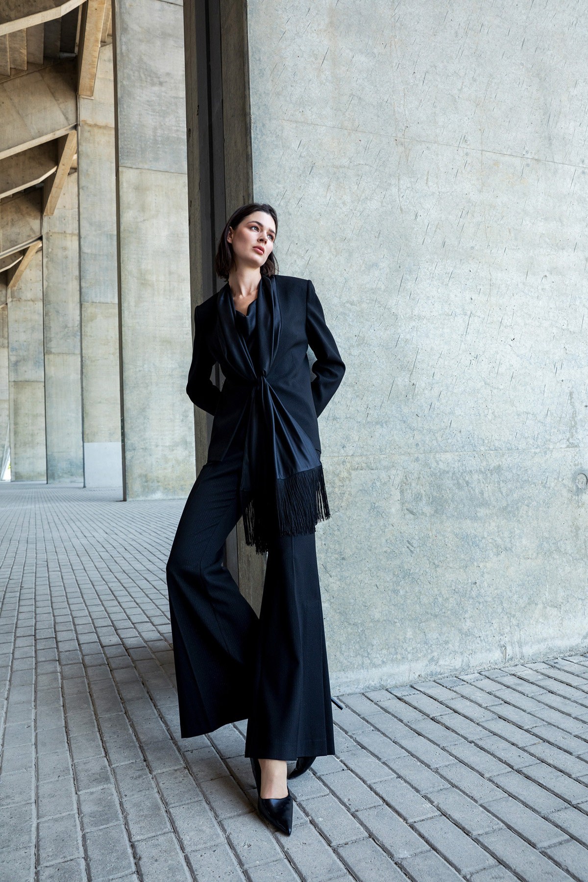 Şal Detaylı Püsküllü Ceket Siyah