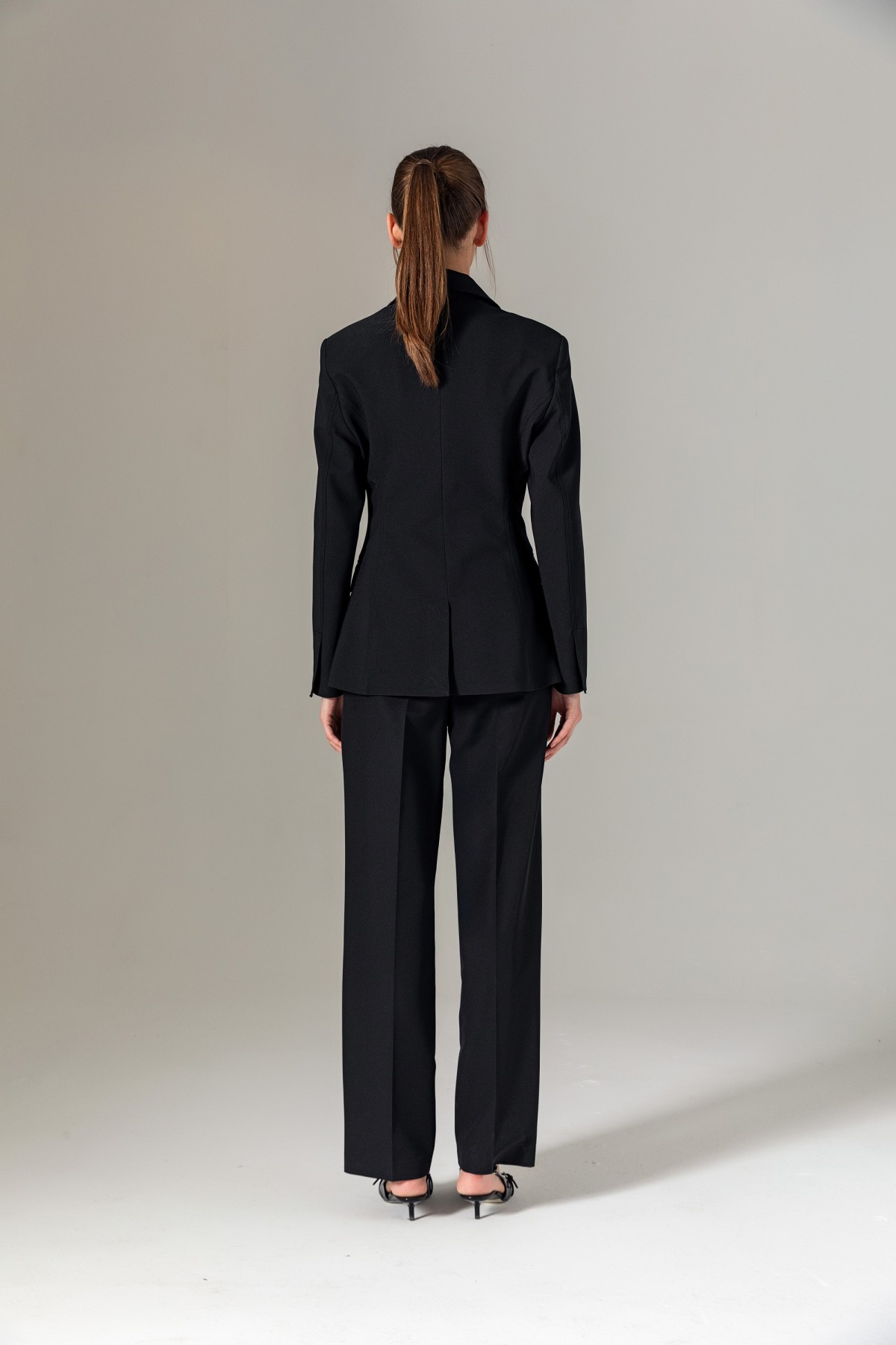 Bele Oturan Mono Blazer Ceket Siyah