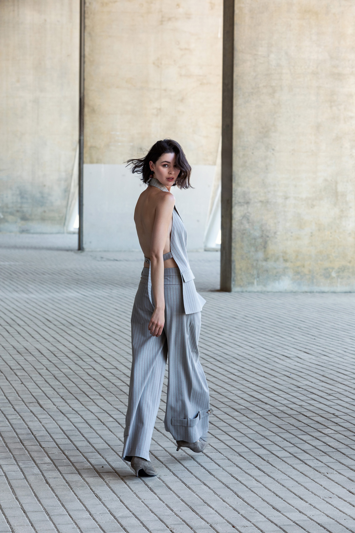 Çizgili Apolet Detaylı Pantolon Vizon