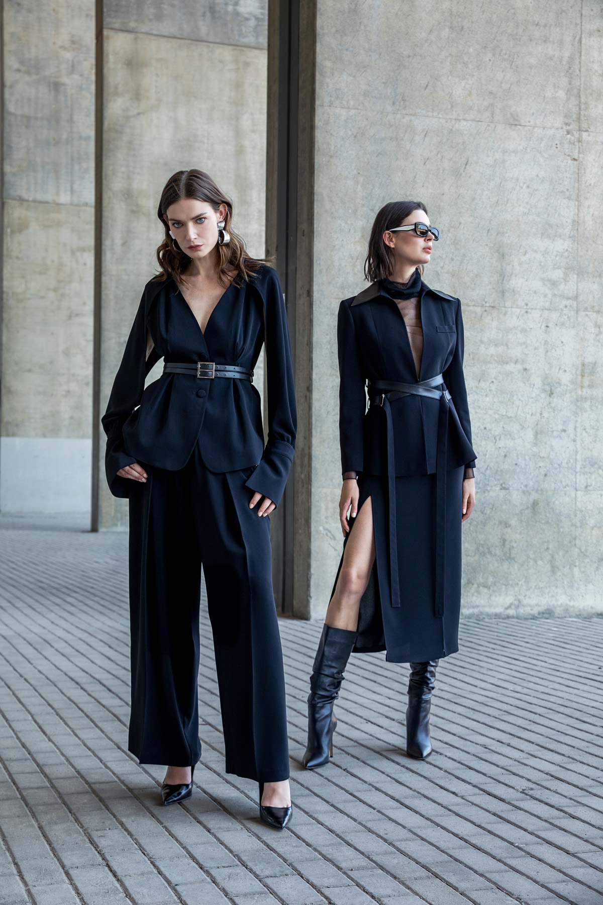 Çift Yırtmaçlı Midi Kalem Etek Siyah