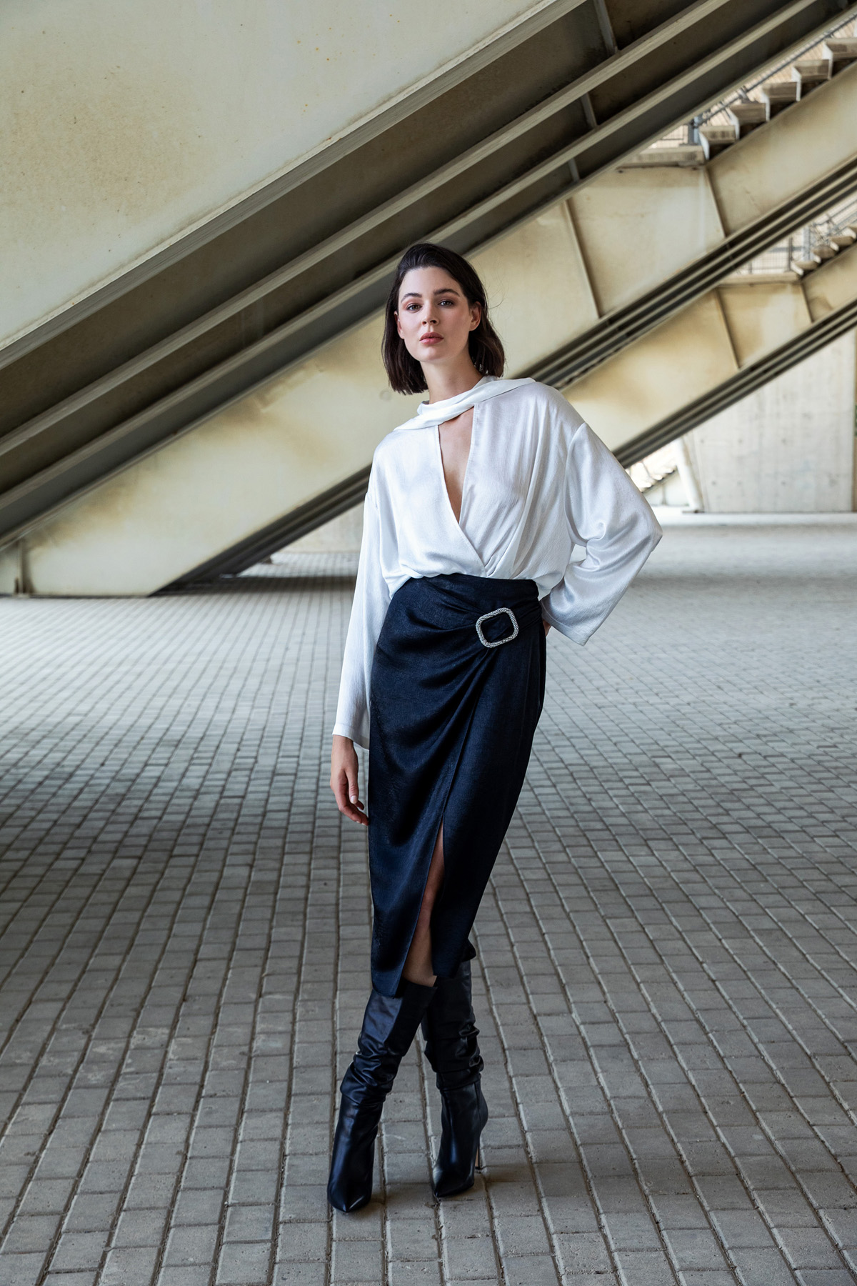 Saten Pareo Etek Siyah