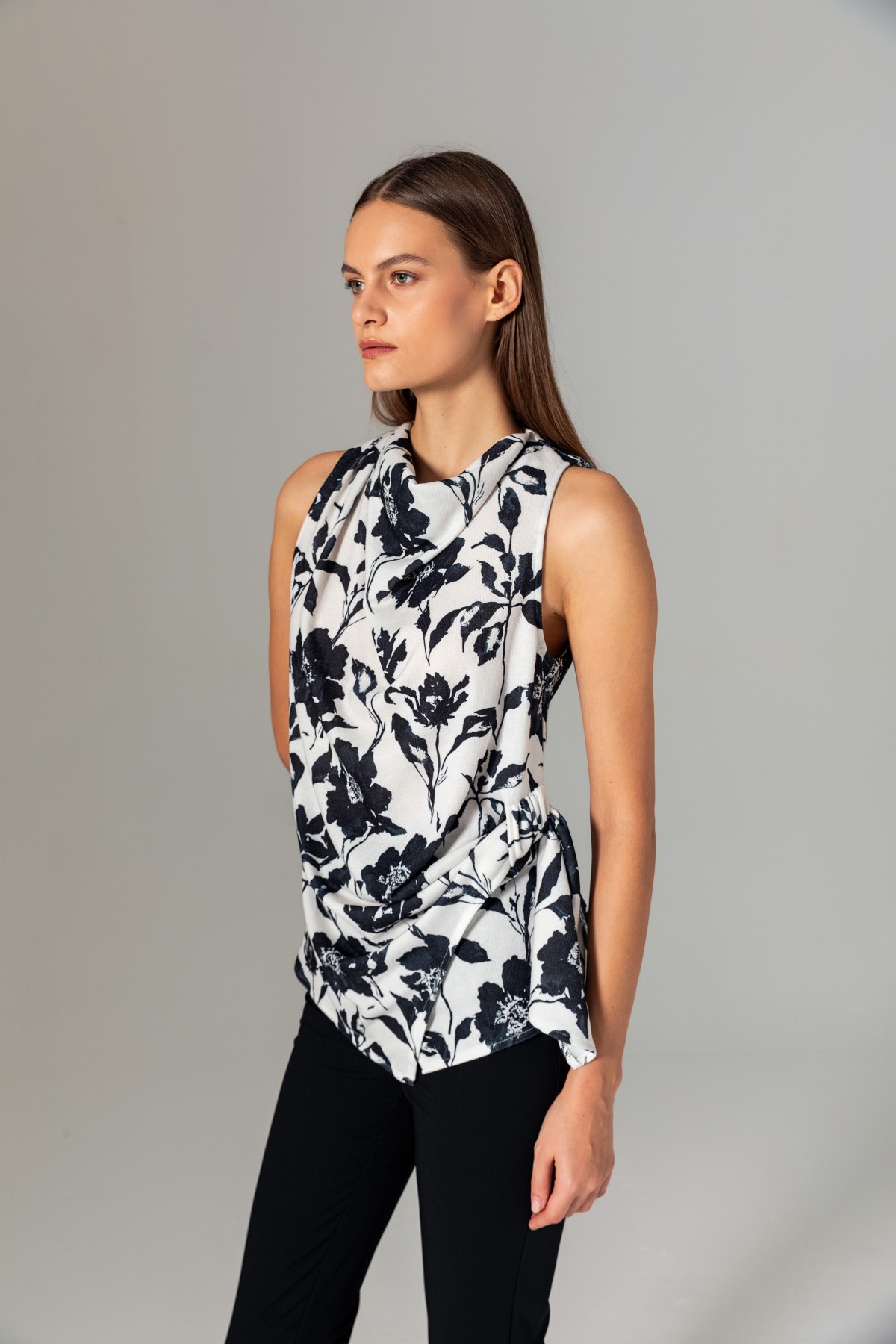 Desenli Halter Yaka Bluz Siyah