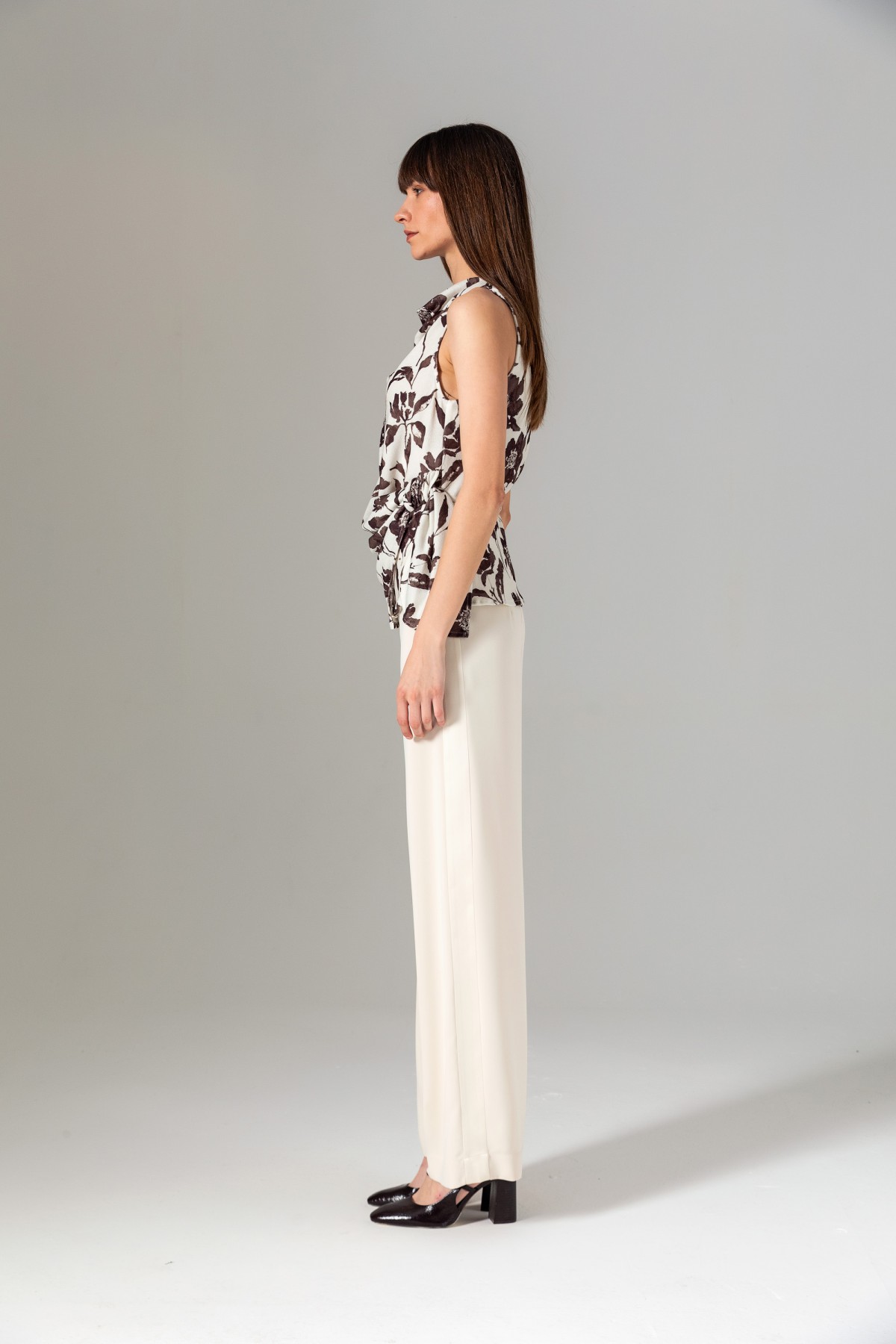 Desenli Halter Yaka Bluz Kahve