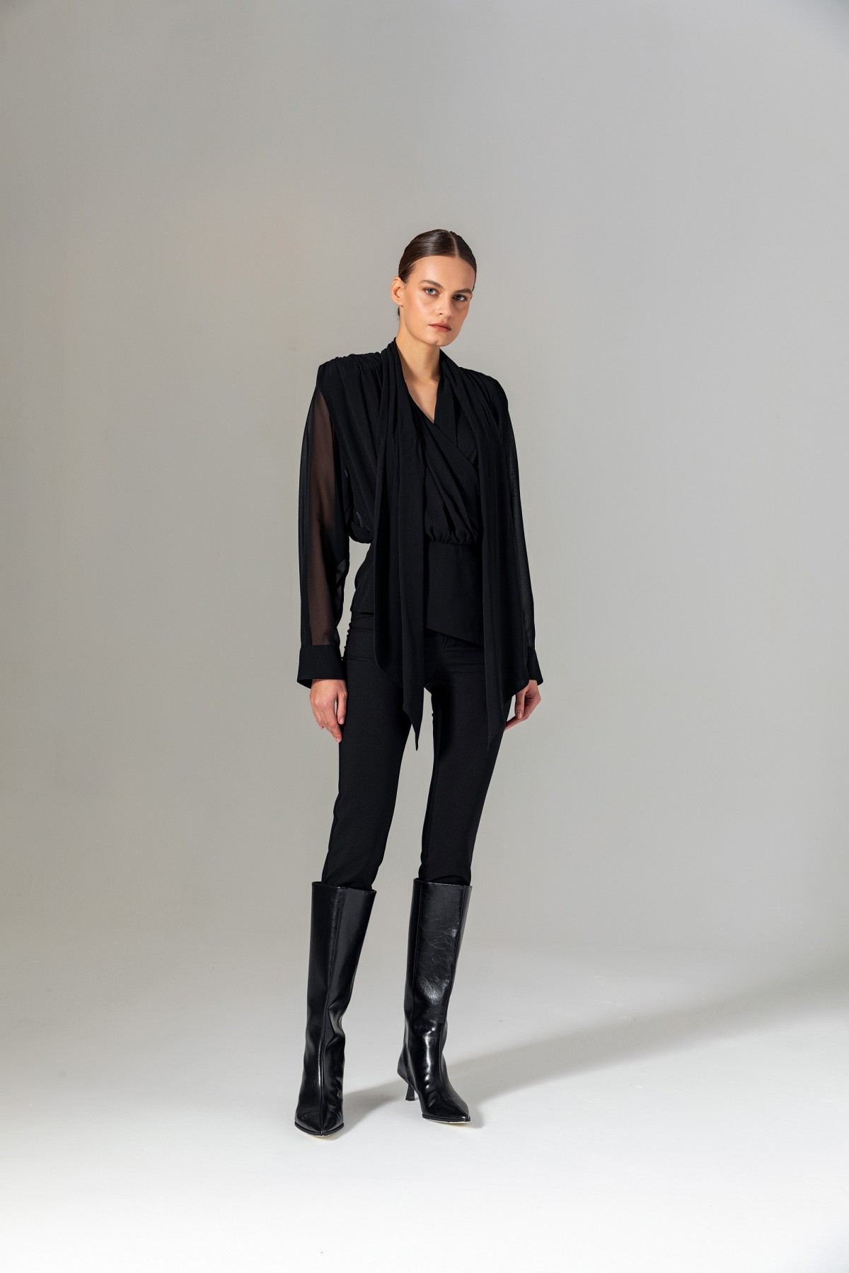 Şal Yaka Kruvaze Bluz Siyah