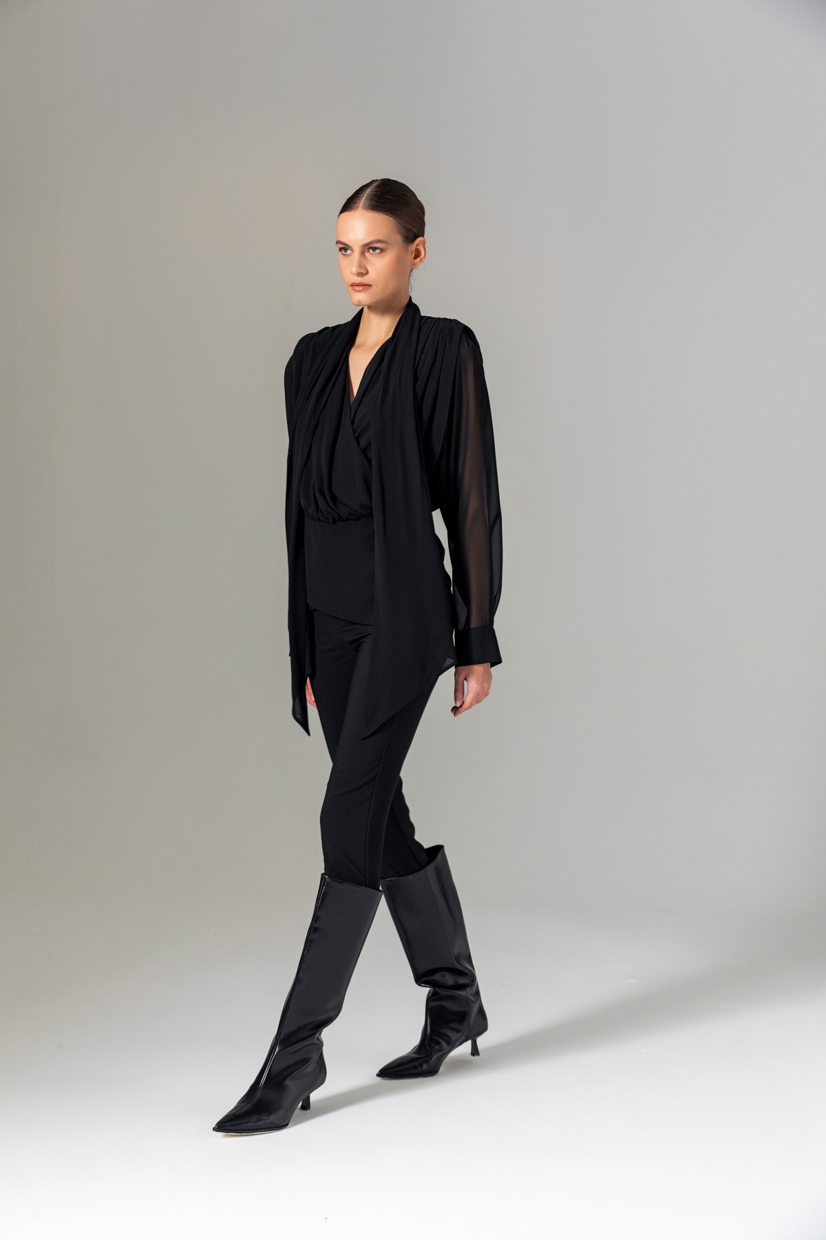 Şal Yaka Kruvaze Bluz Siyah