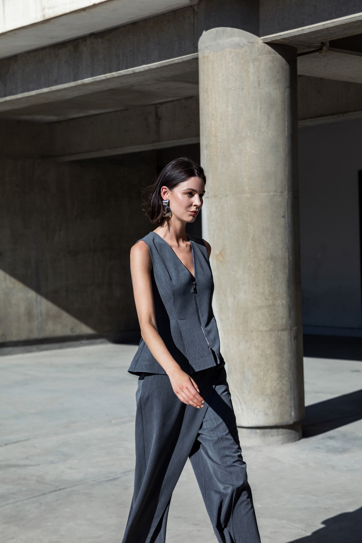 V- Yaka Kolsuz Bluz Antrasit