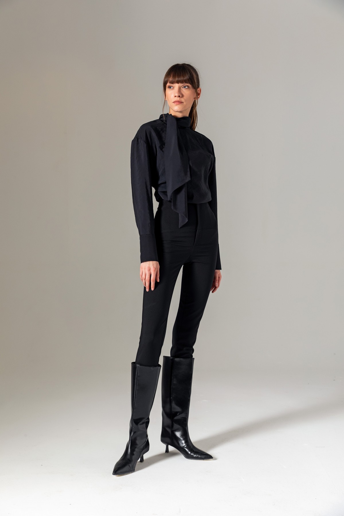 Şal Yaka Bluz Siyah