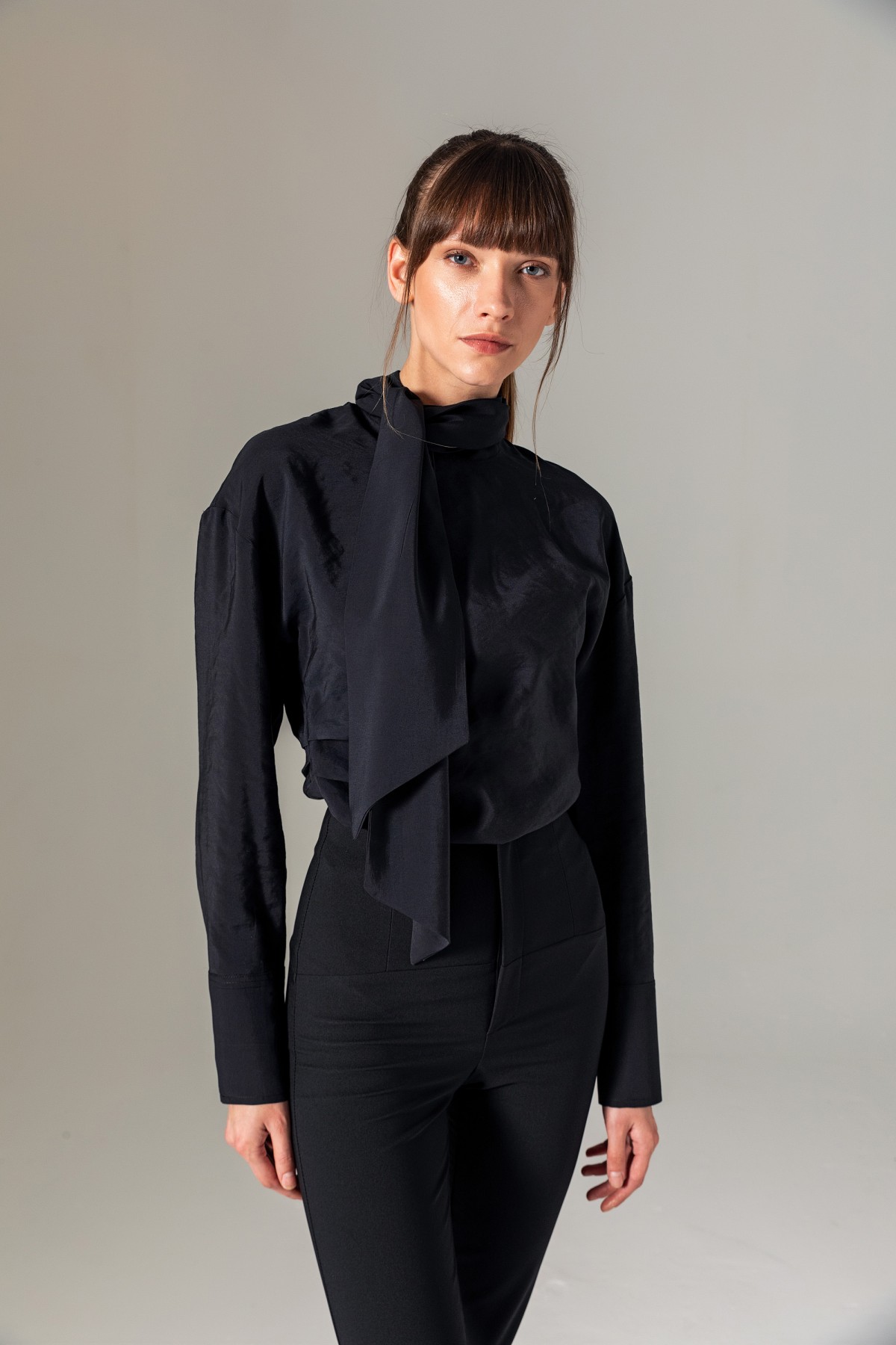 Şal Yaka Bluz Siyah