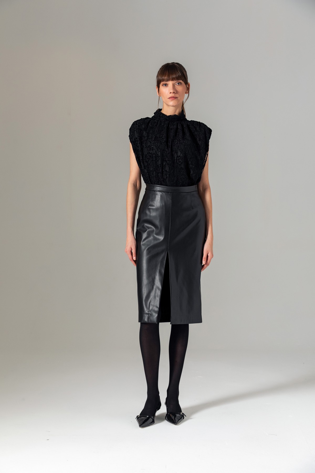 Yüksek Yaka Dantel Bluz Siyah