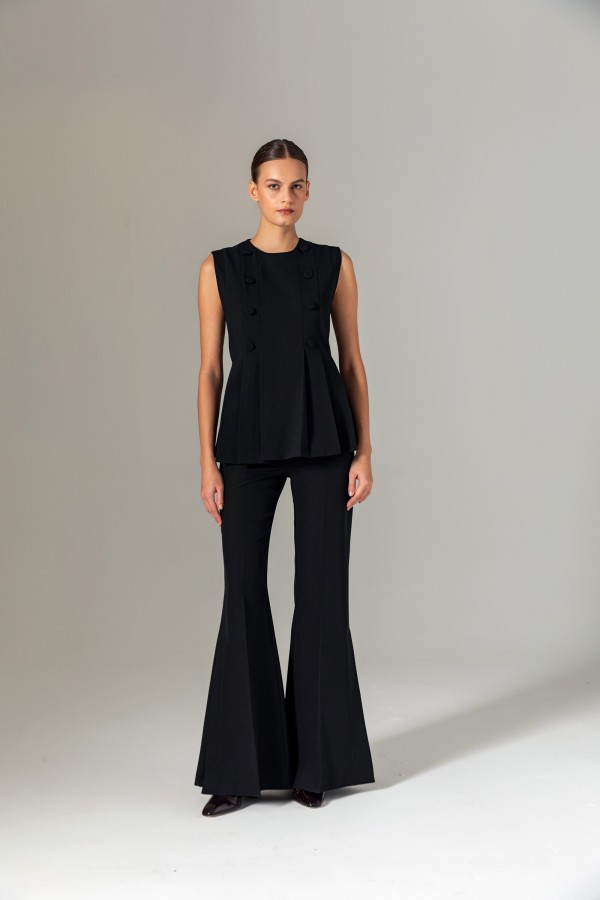 Sıfır Yaka Kolsuz Pileli Bluz Siyah Sıfır Yaka Kolsuz Pileli Bluz Siyah