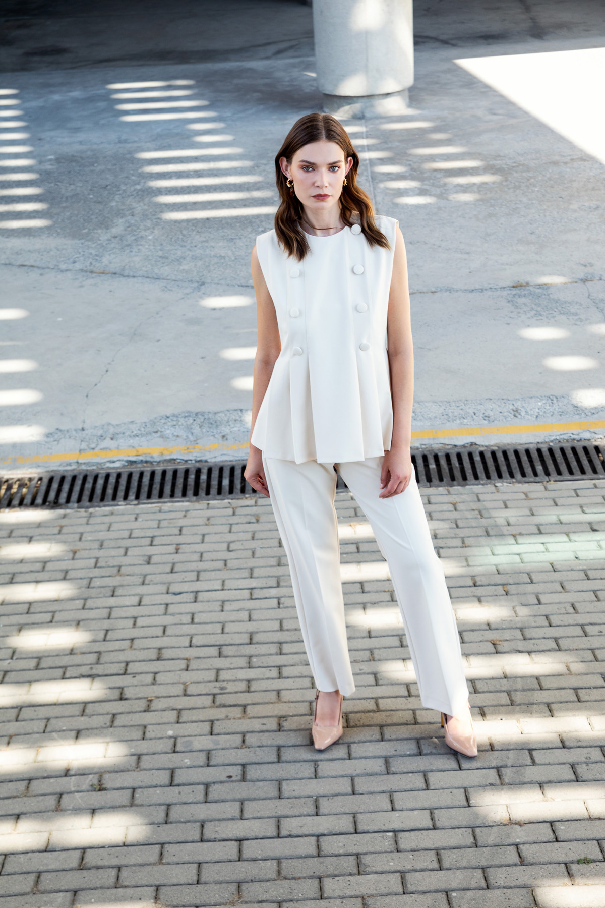 Sıfır Yaka Kolsuz Pileli Bluz Ekru