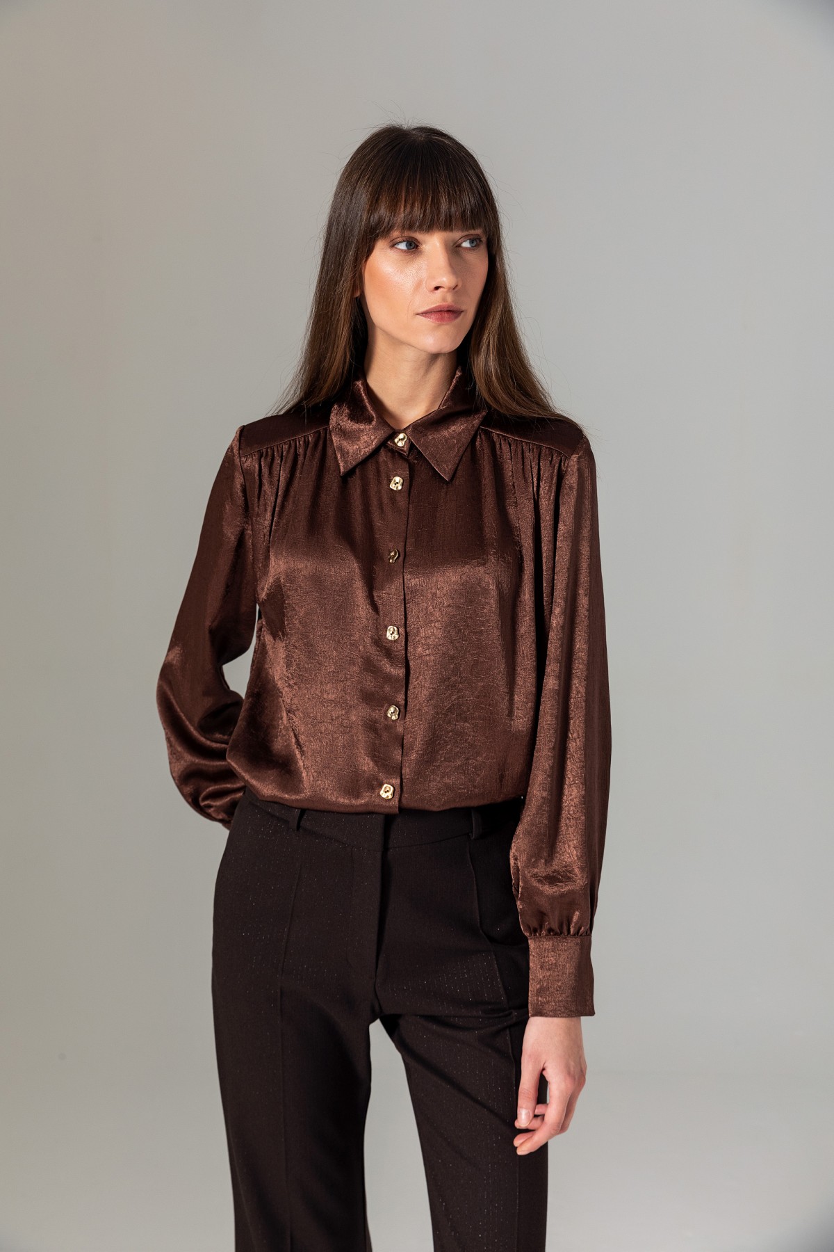 Metal Düğmeli Gömlek Kahve