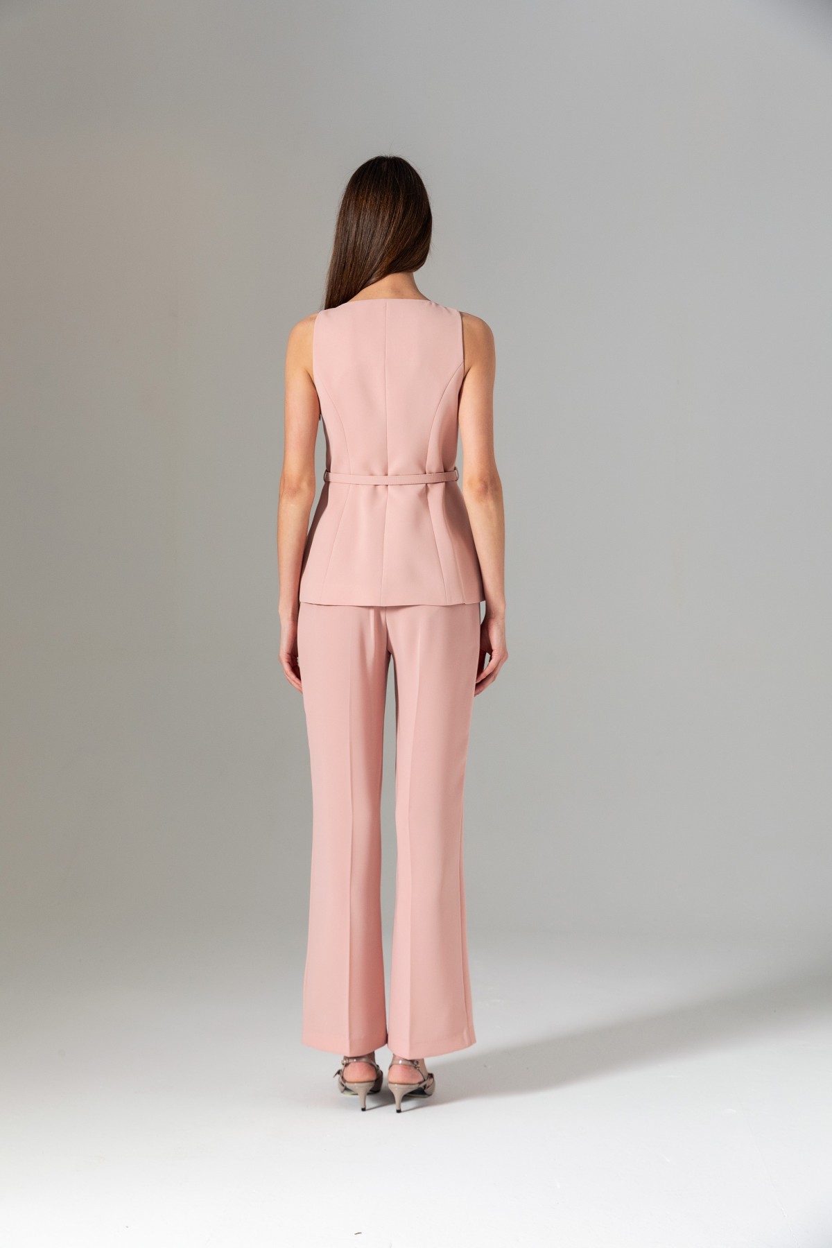 Kemerli Kolsuz Bluz Pudra