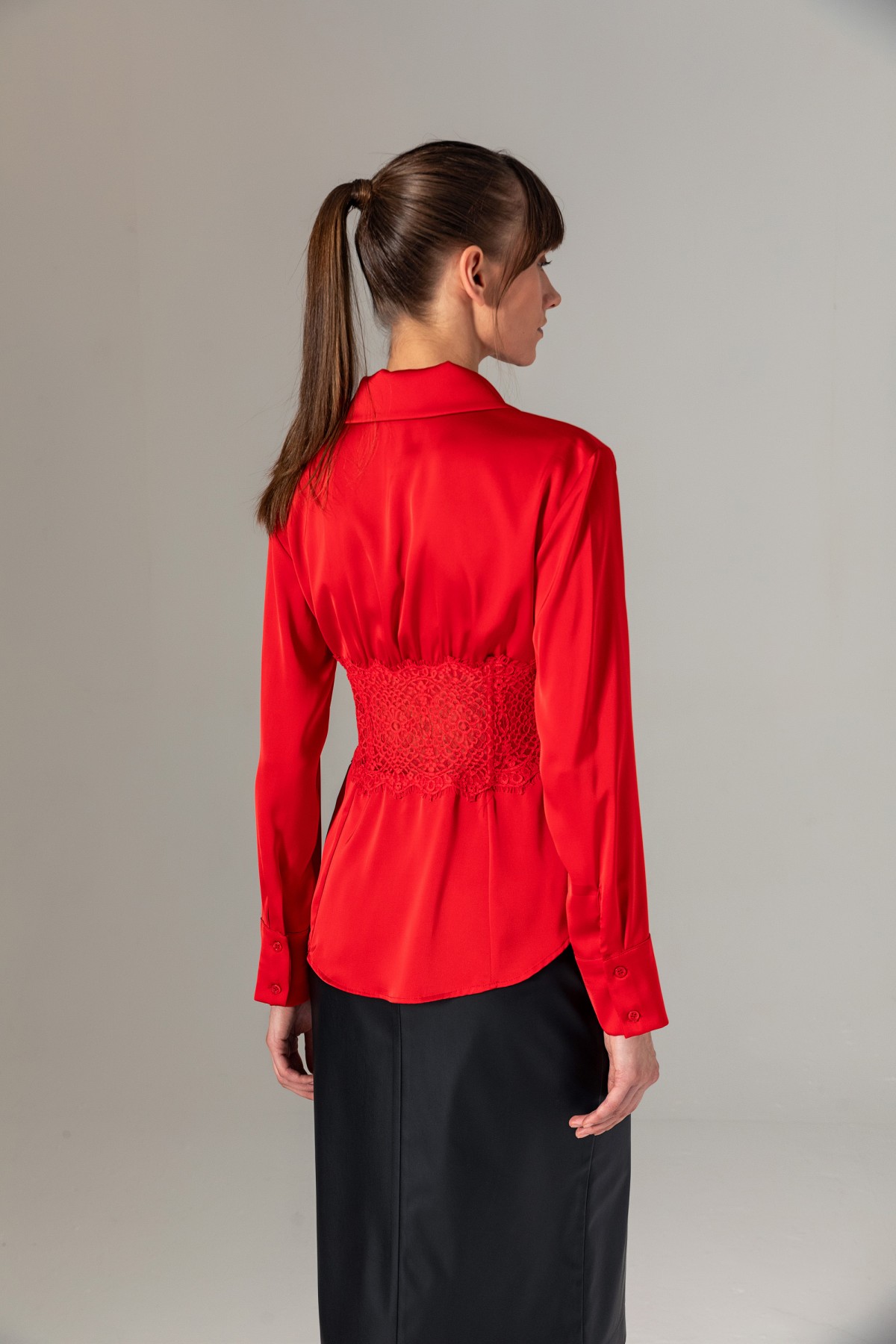 Dantel Detaylı Gömlek Kirmizi
