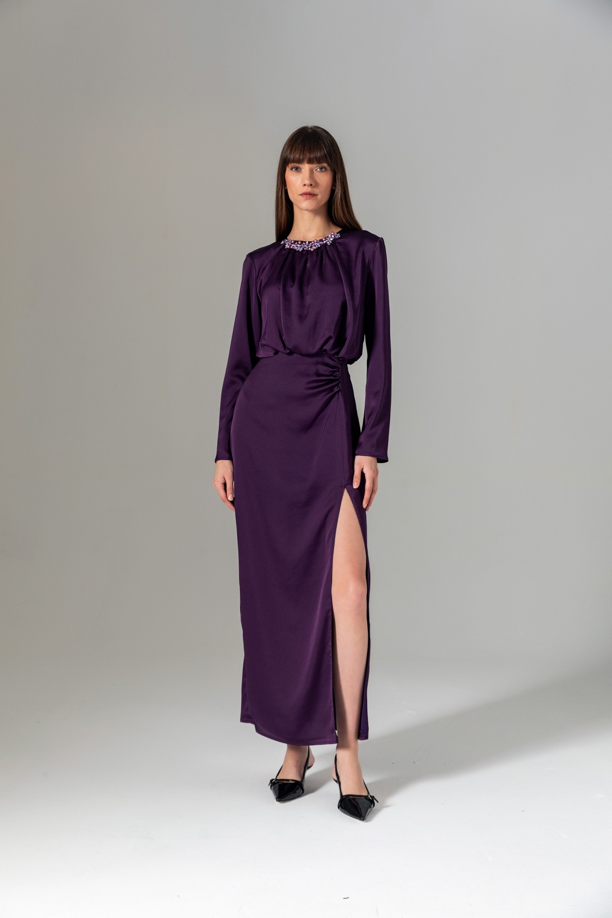 Yakası İşlemeli Uzun Kol Elbise Mor