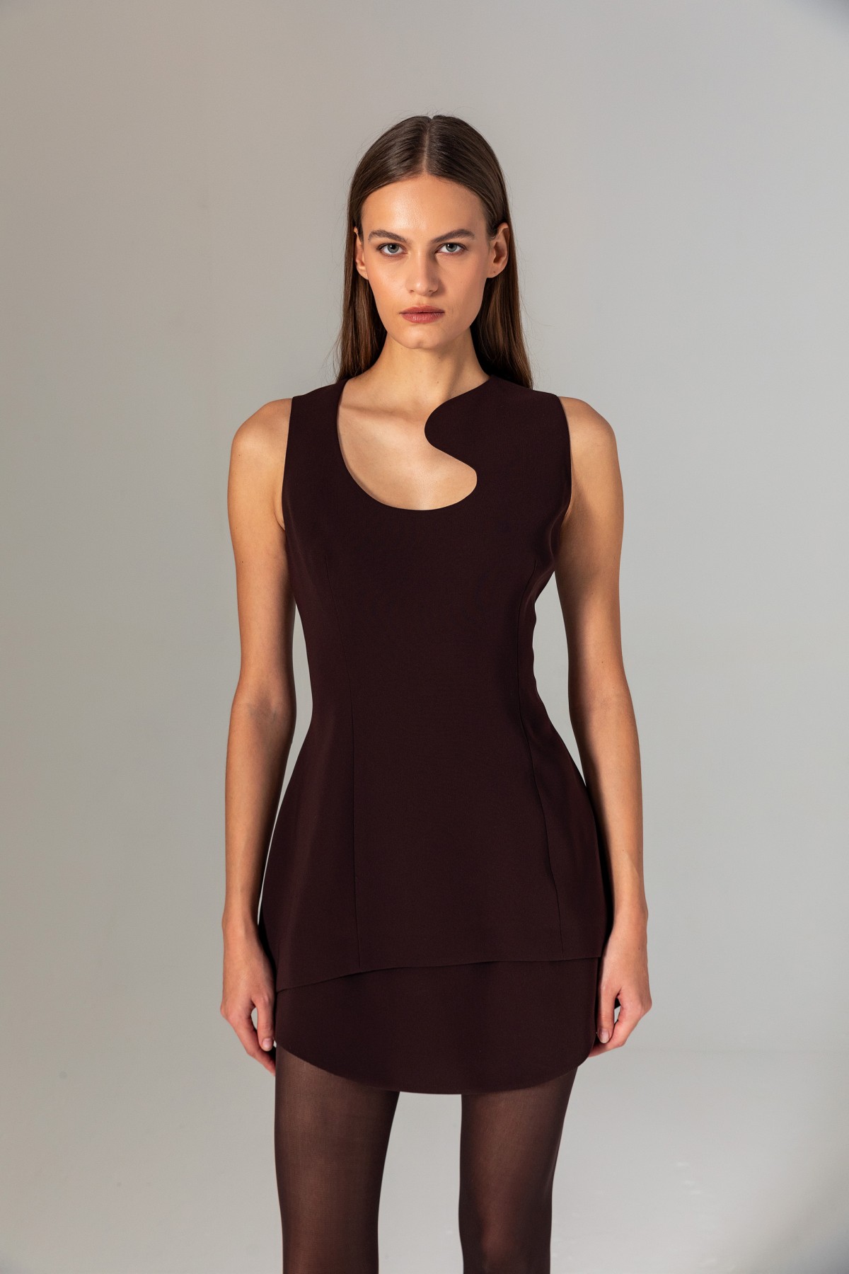 Yaka Detaylı Mini Elbise Kahve