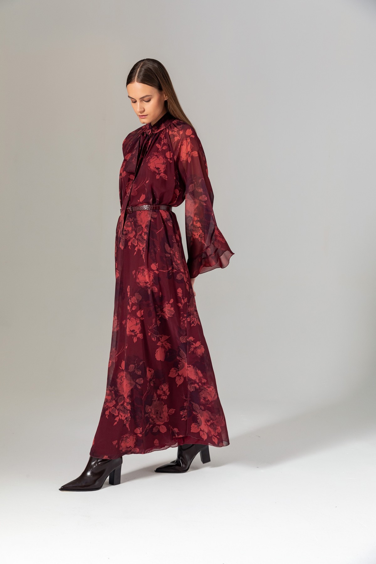 Desenli Şal Yaka Uzun Elbise Bordo