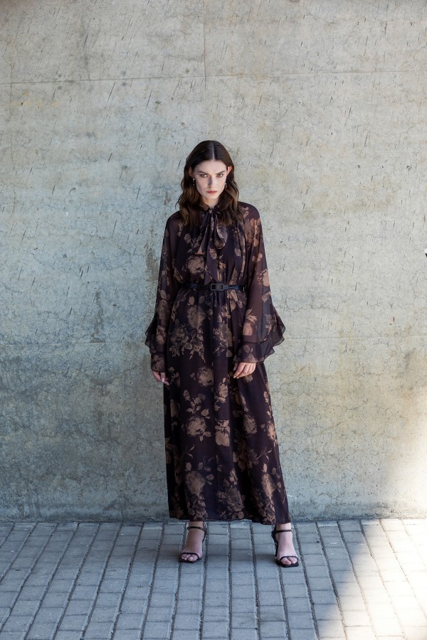 Desenli Şal Yaka Uzun Elbise Kahve