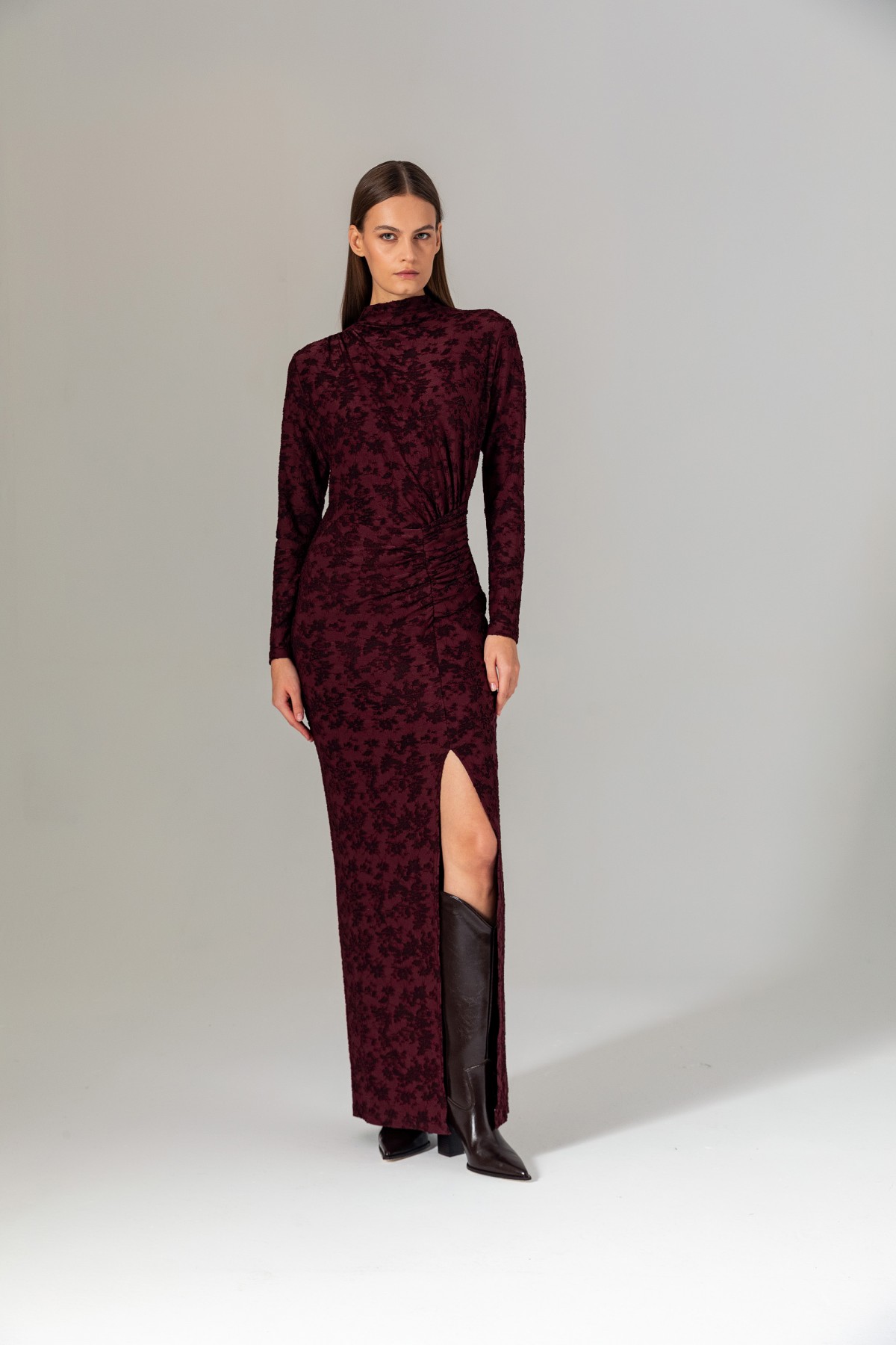 Dokulu Uzun Örme Elbise Bordo