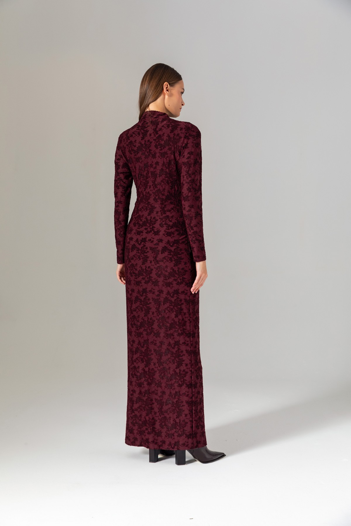 Dokulu Uzun Örme Elbise Bordo