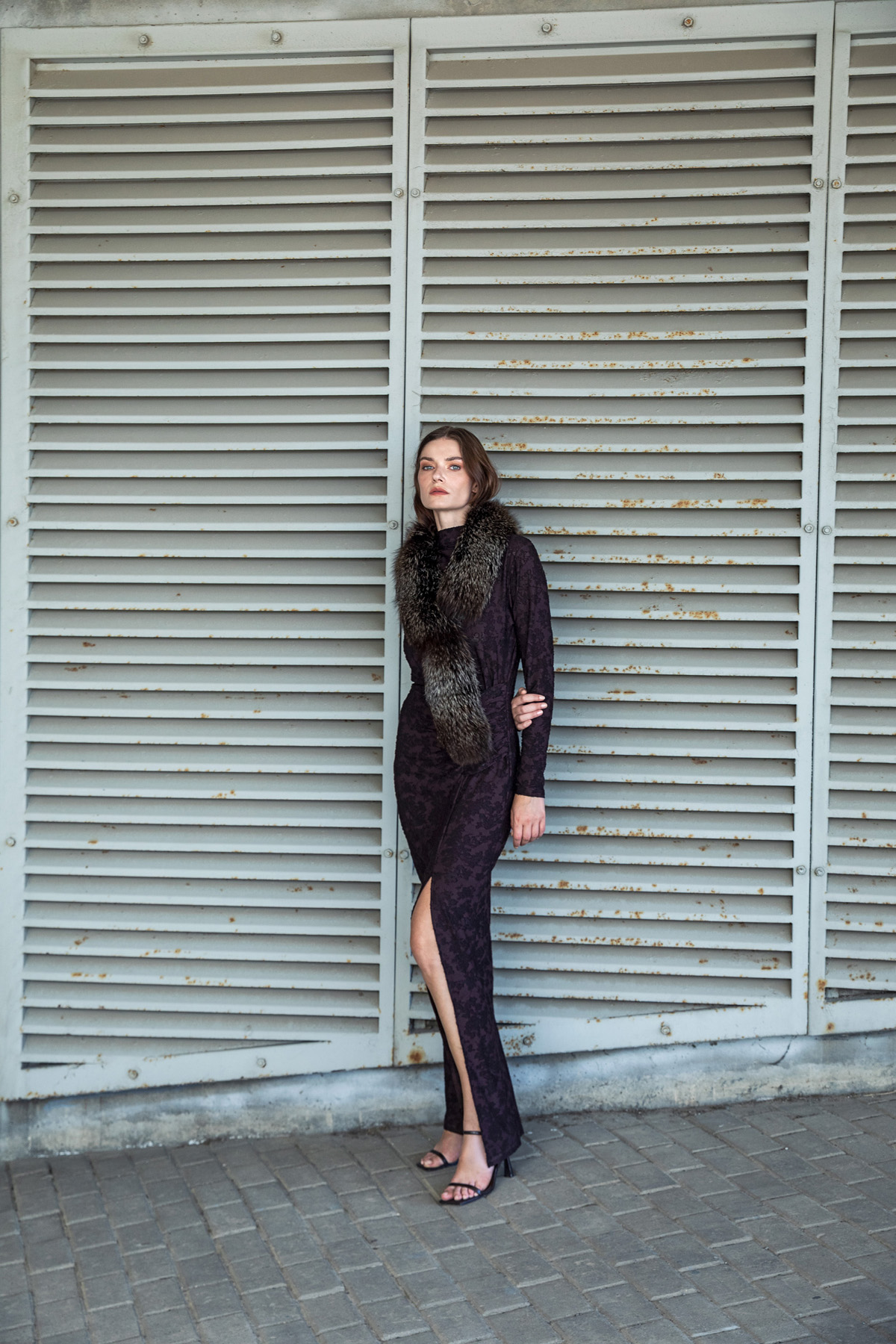 Dokulu Uzun Örme Elbise Kahve