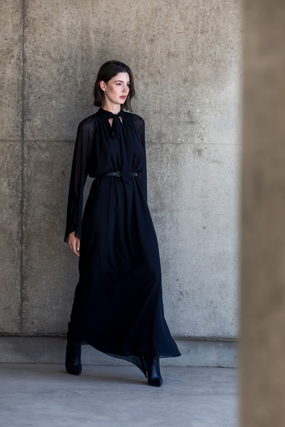 Şal Yaka Uzun Elbise Siyah