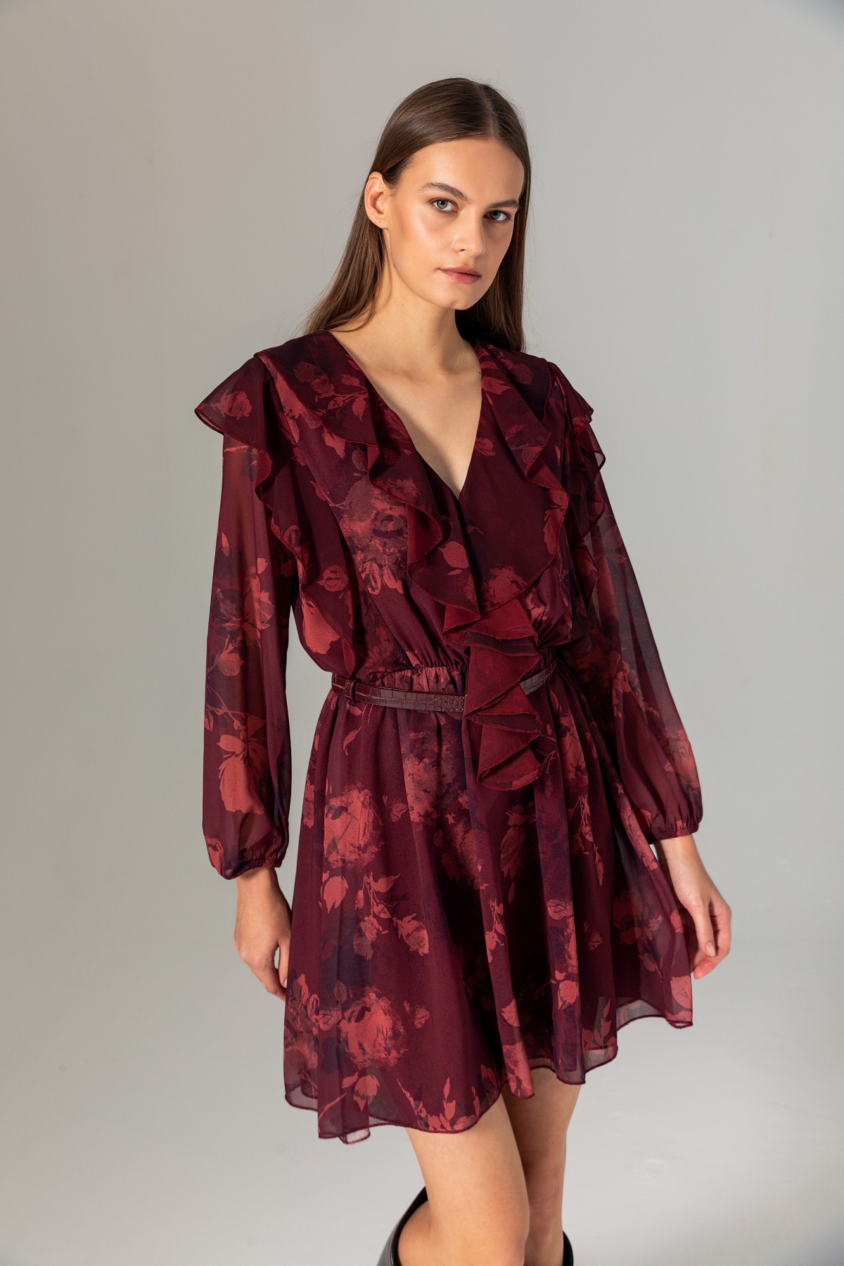 Desenli Volanlı Mini Elbise Bordo