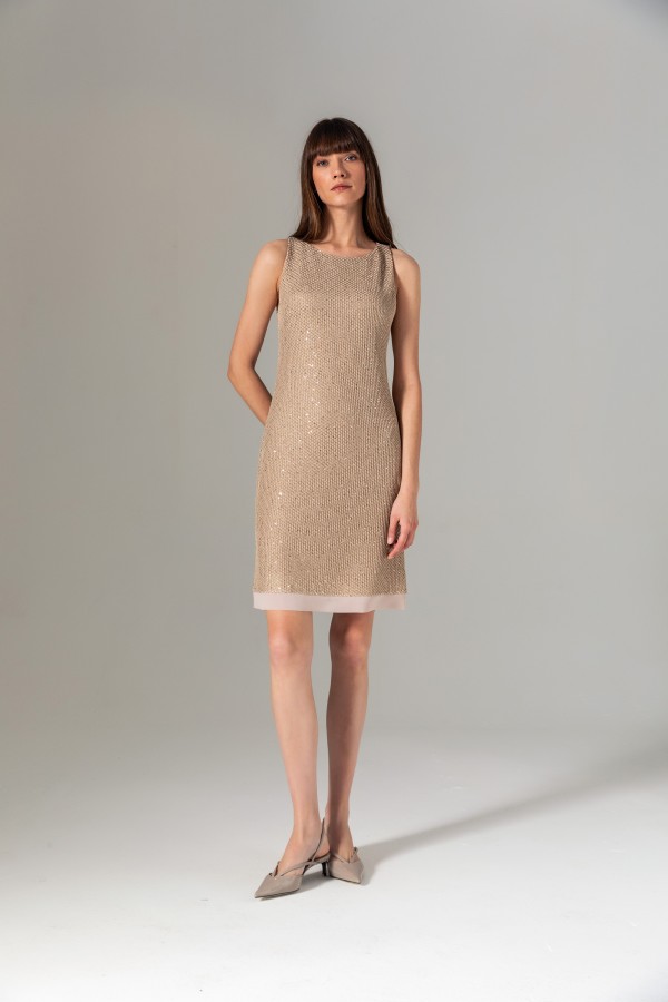 Pullu Kolsuz Elbise Bej Pullu Kolsuz Elbise Bej