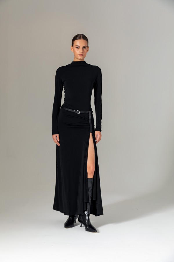 Kemeri Uzun Örme Elbise Siyah Kemeri Uzun Örme Elbise Siyah