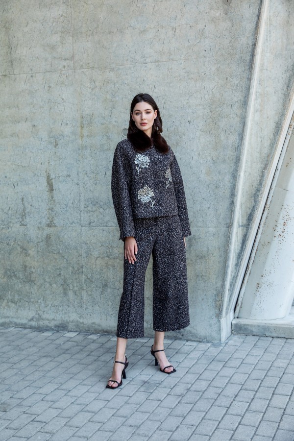 Yakası Kürklü Dokulu Mont Kahve Yakası Kürklü Dokulu Mont Kahve