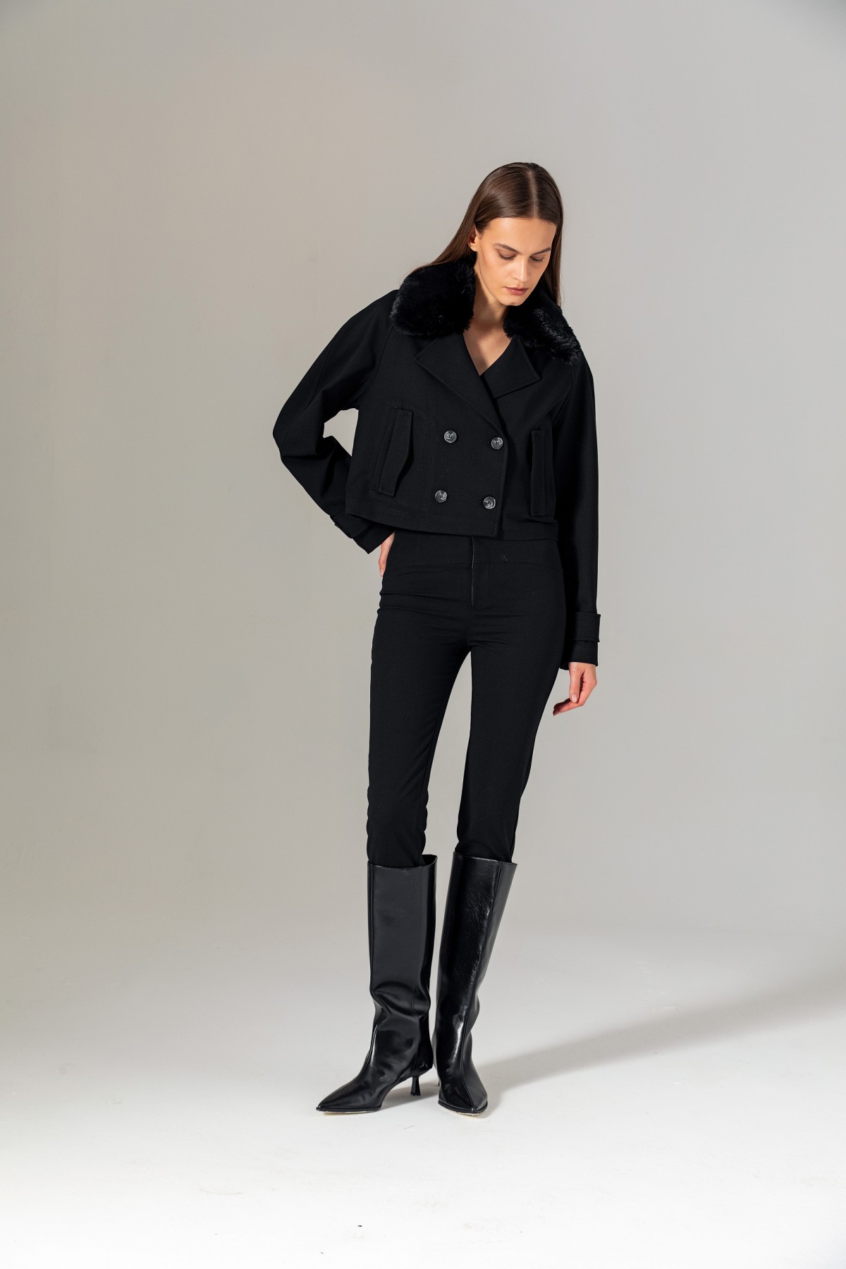 Yakası Kürklü Crop Biker Mont Siyah