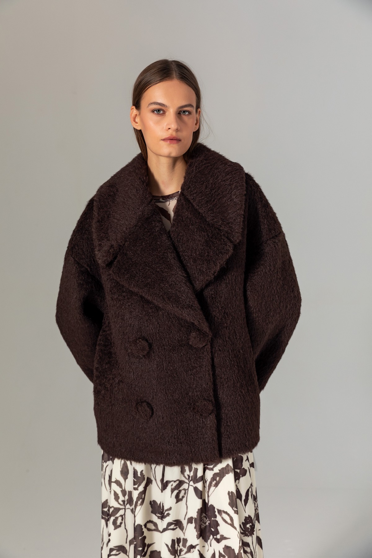 Geniş Yaka Kruvaze Kaban Kahve