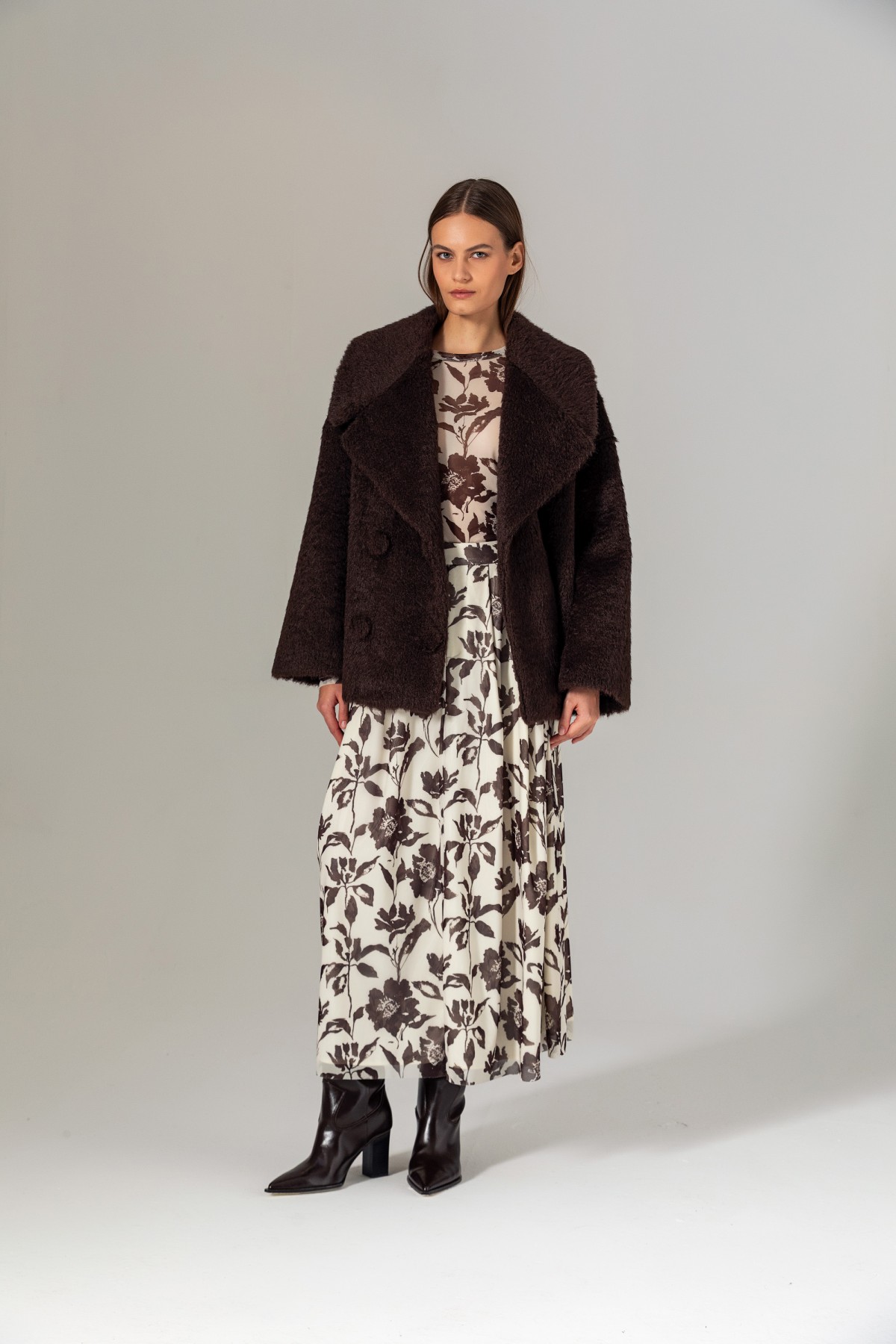 Geniş Yaka Kruvaze Kaban Kahve