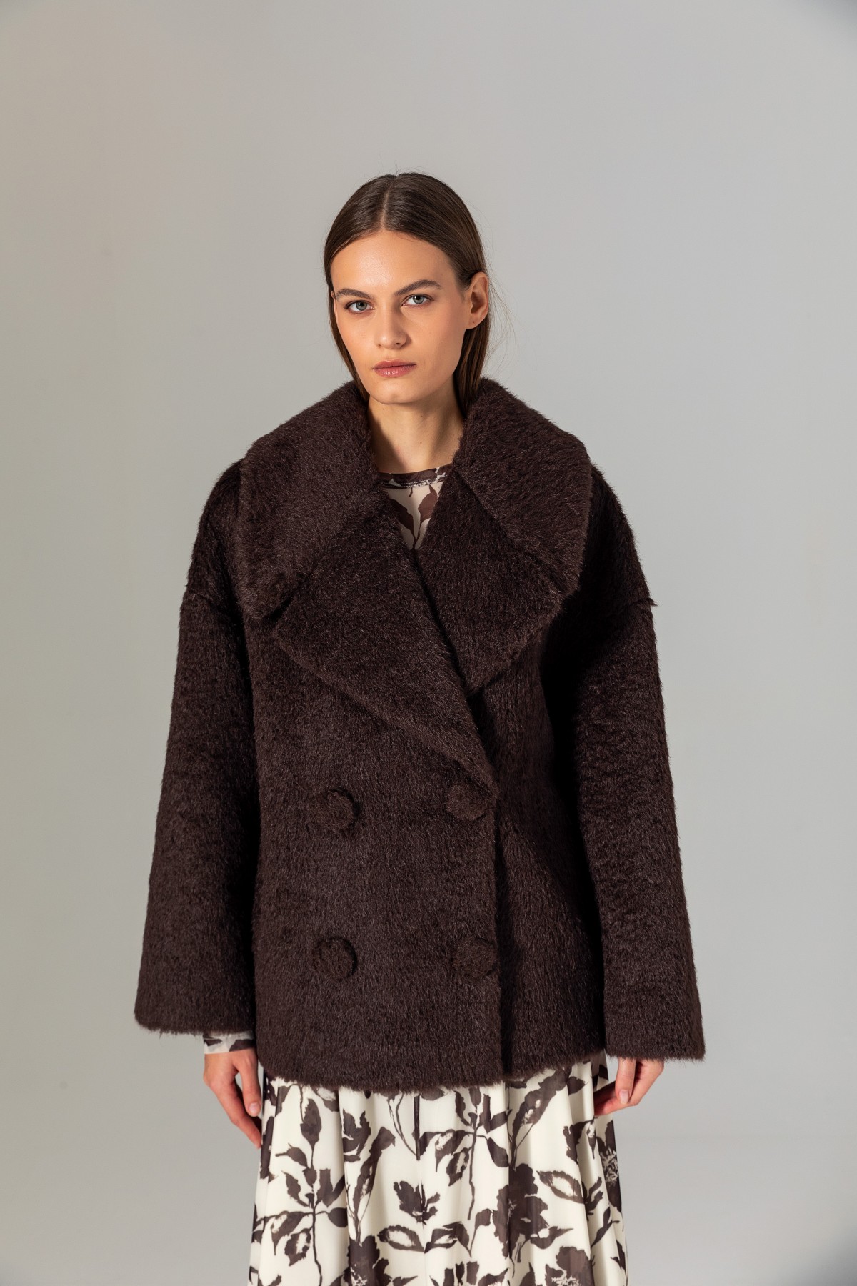 Geniş Yaka Kruvaze Kaban Kahve