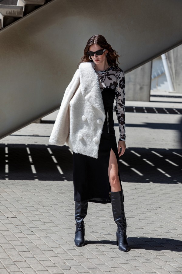 Geniş Yaka Kruvaze Kaban Ekru